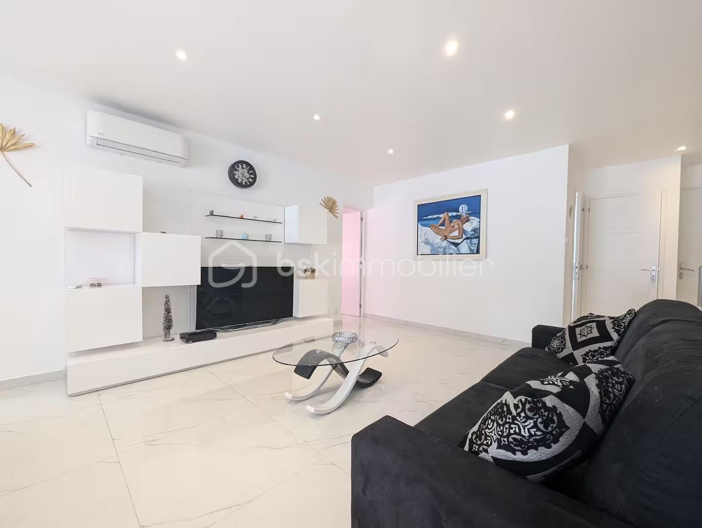 Maison de 120 m² - Salon 1.JPG