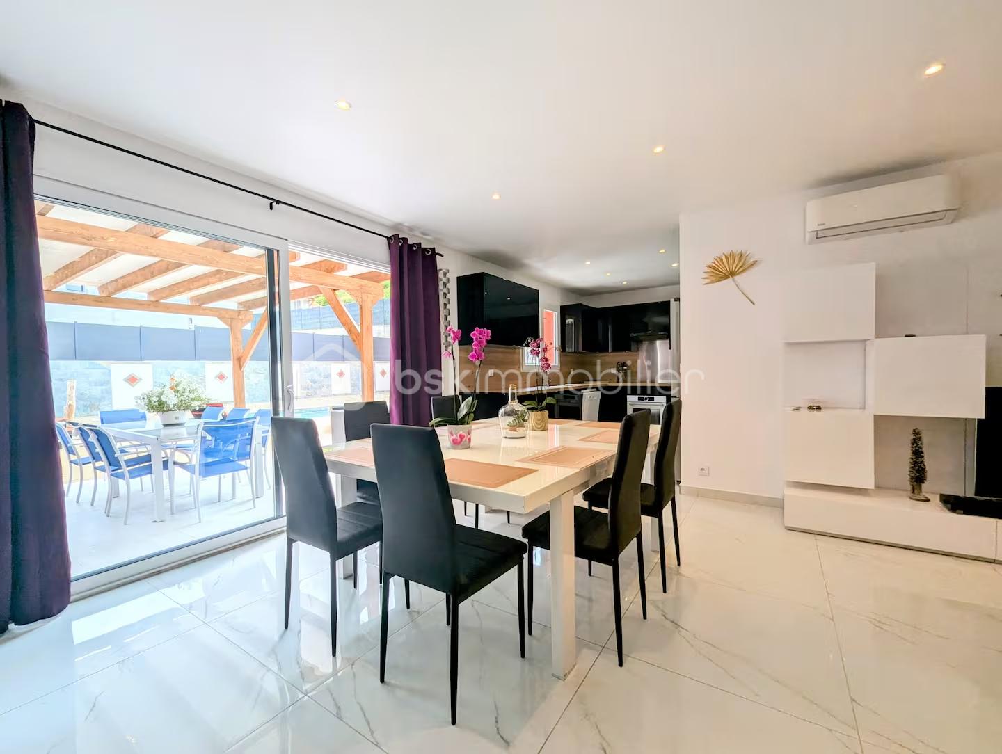 Maison de 120 m² - 4c66ee22-9ec1-44ef-bd5d-48b684fb0a81.PNG