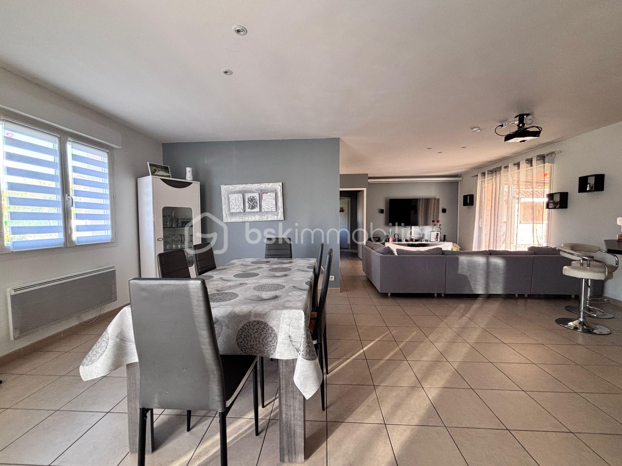 Villa de 114 m² - WhatsApp Image 2025-10-28 à 19.14.30_012d70b7.jpg