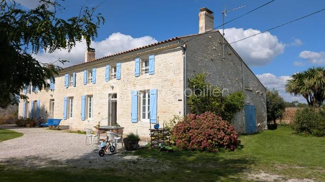 Maison de 235 m² - d760f55f-dd88-4a04-b803-387068ec065e.JPG