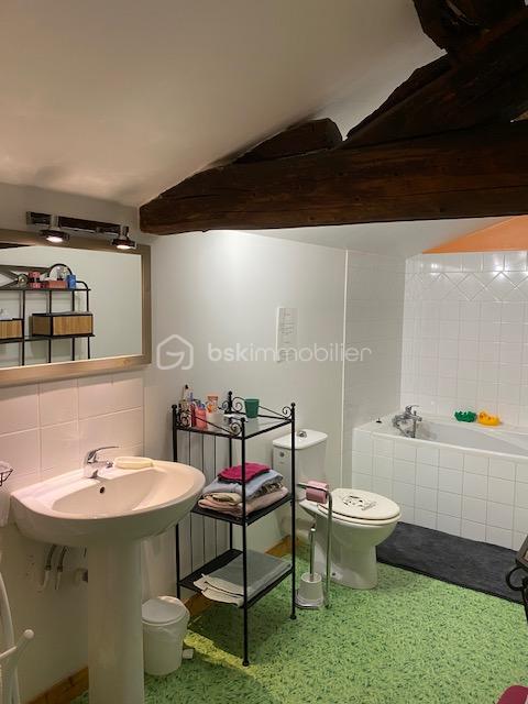 Maison de 235 m² - salle d eau gite.jpg