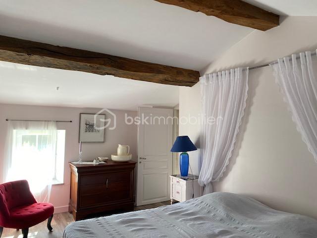 Maison de 235 m² - chambre principale.jpg