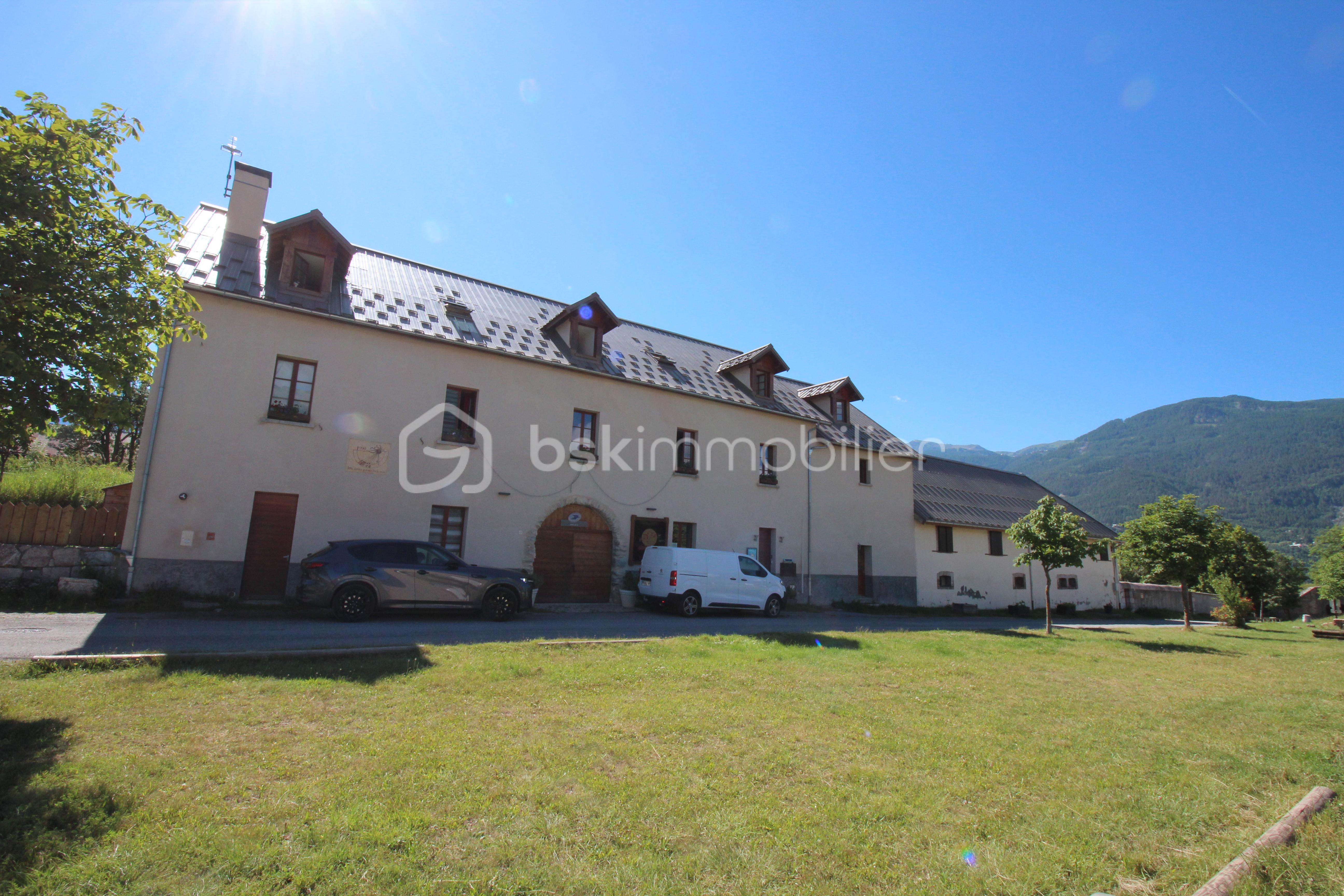 Immeuble mixte de 572 m² - IMG_5089.JPG