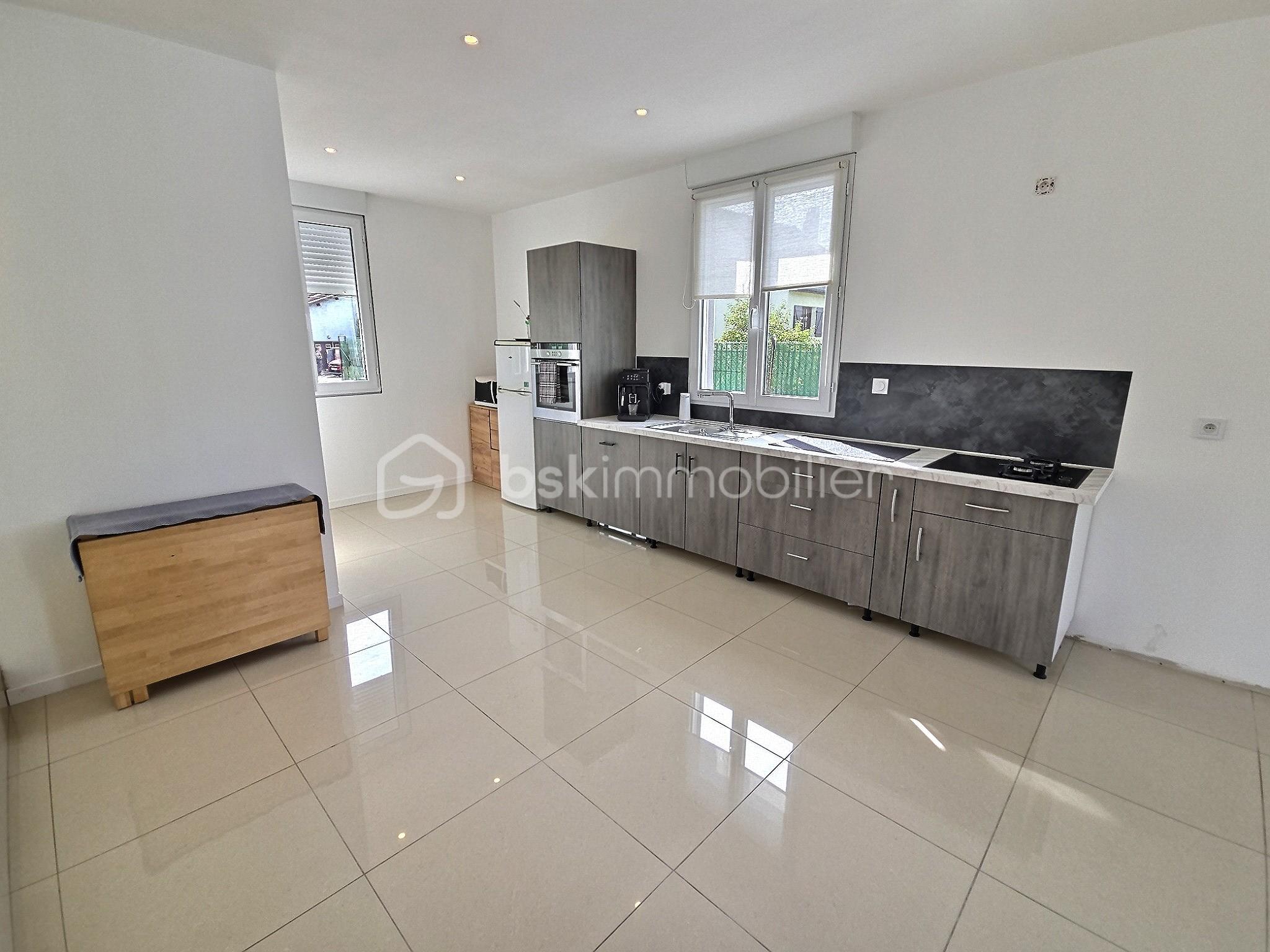 Maison de 90 m² - exposio_132973260.jpg