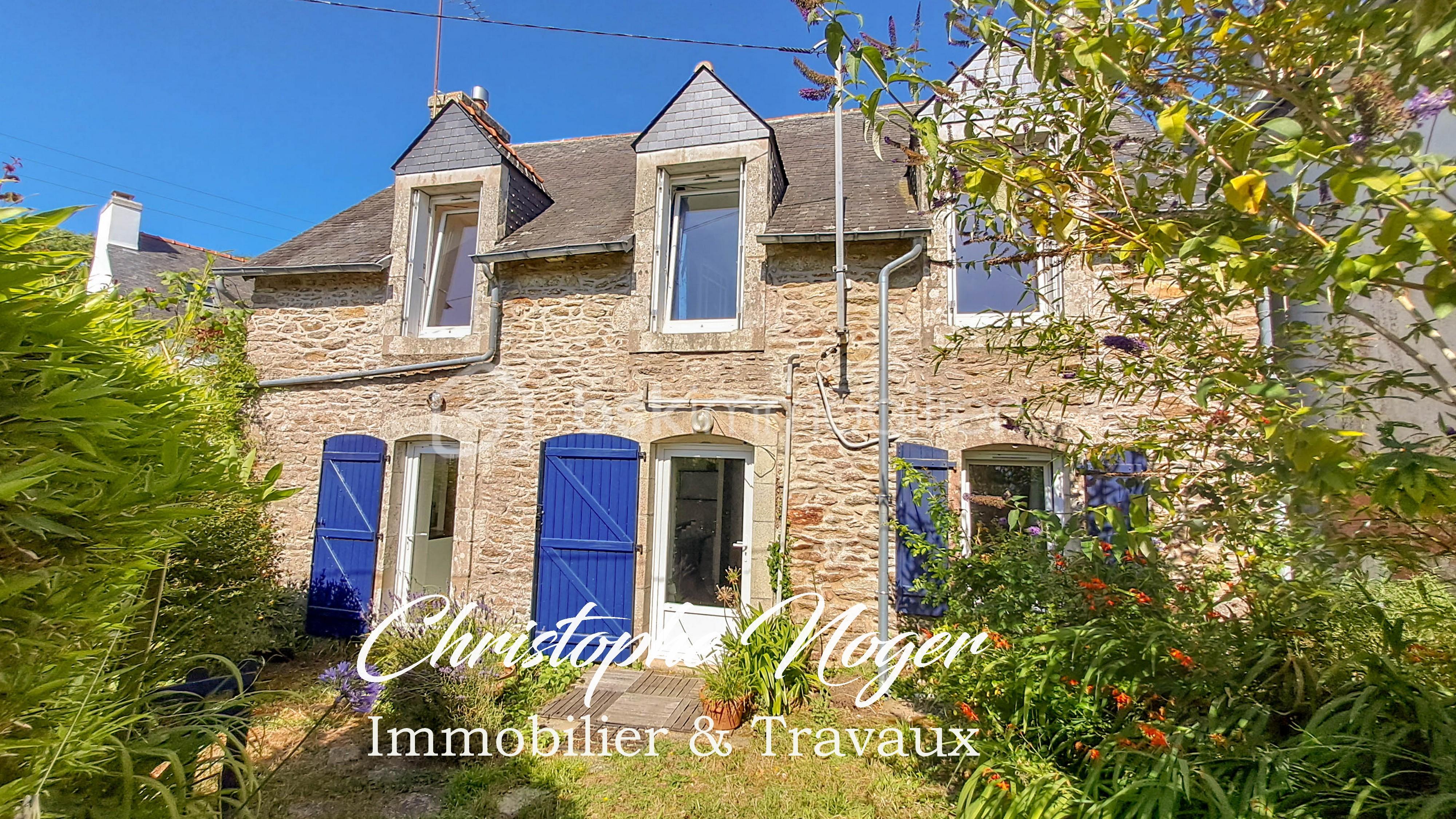 Maison en pierre de 79 m² - Photo principale.jpg
