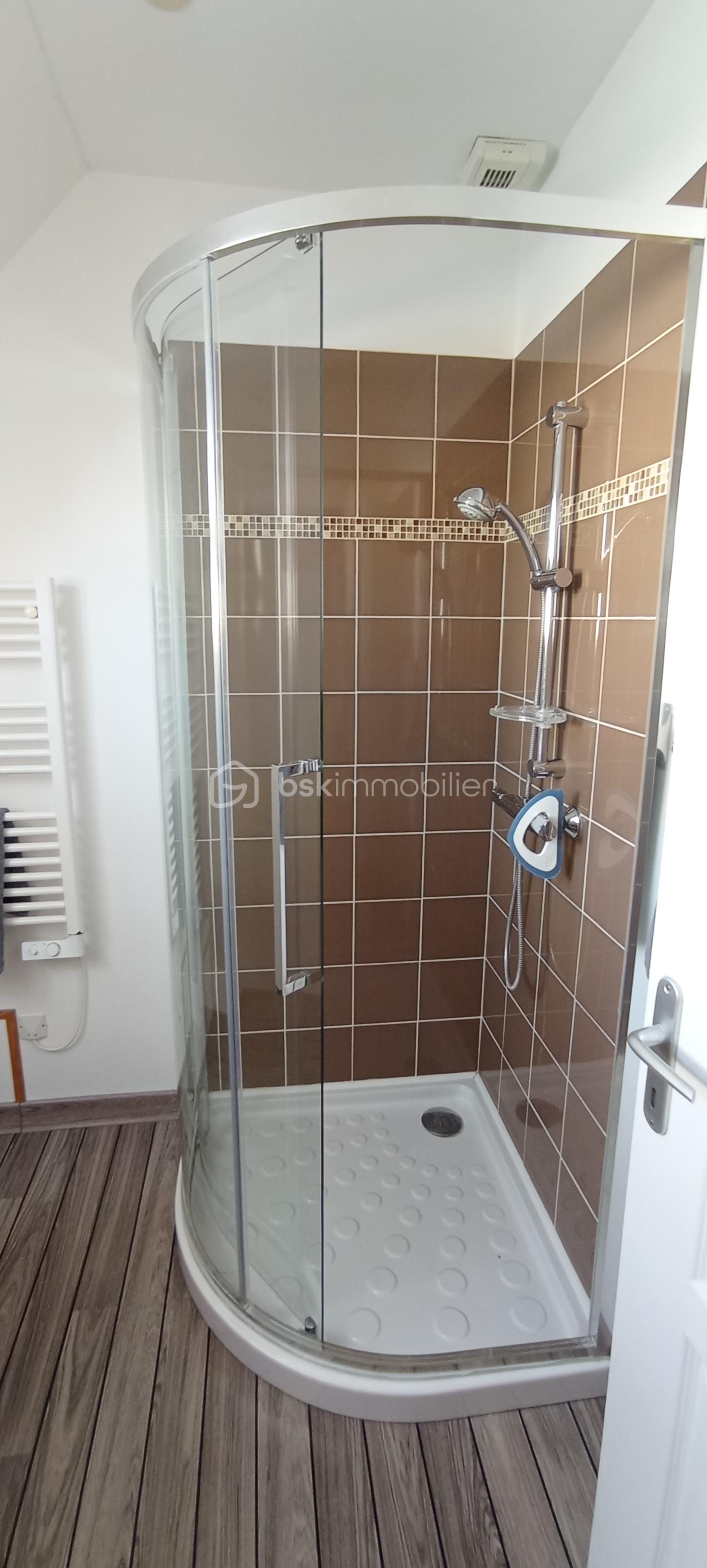 Maison de 75 m² - SDB.jpg