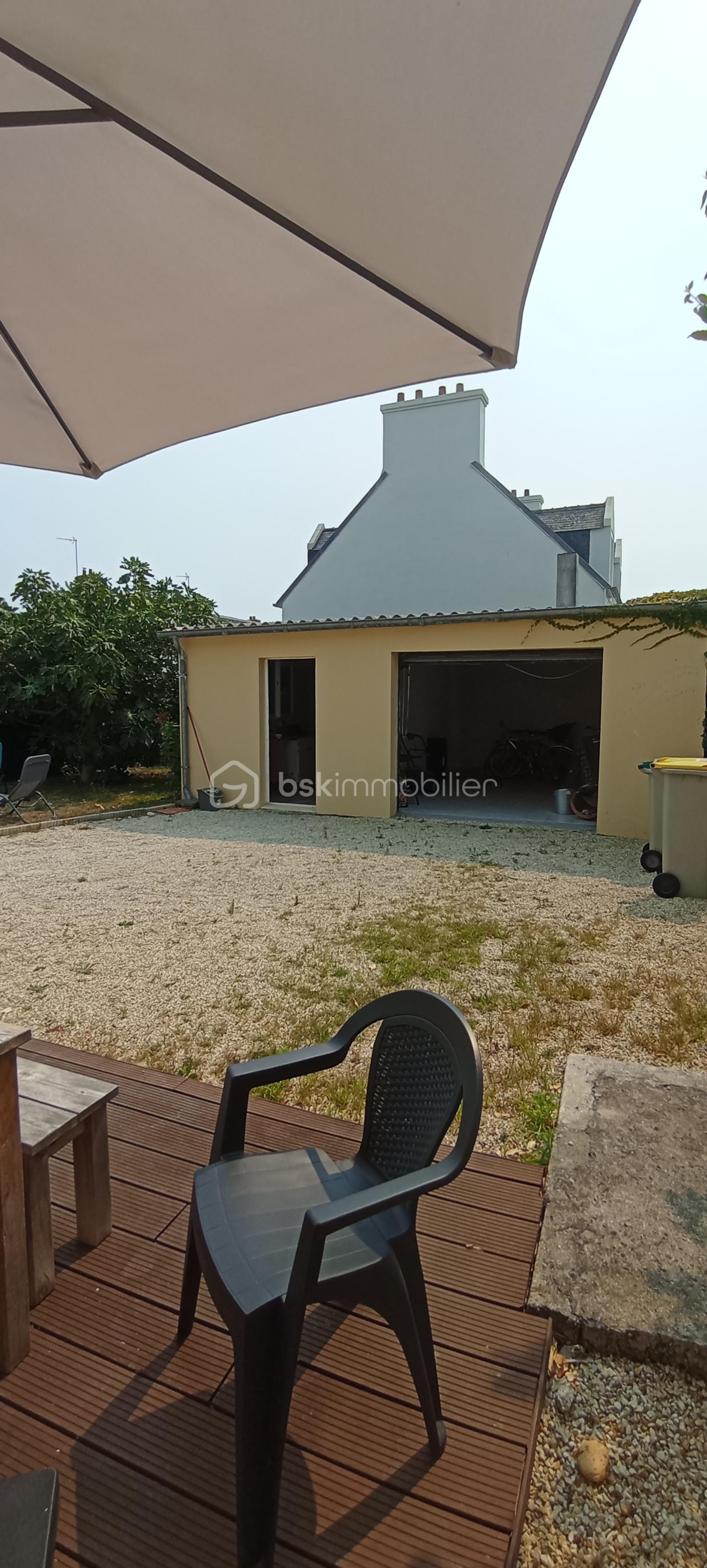 Maison de 75 m² - VUE GARAGE 1.jpg