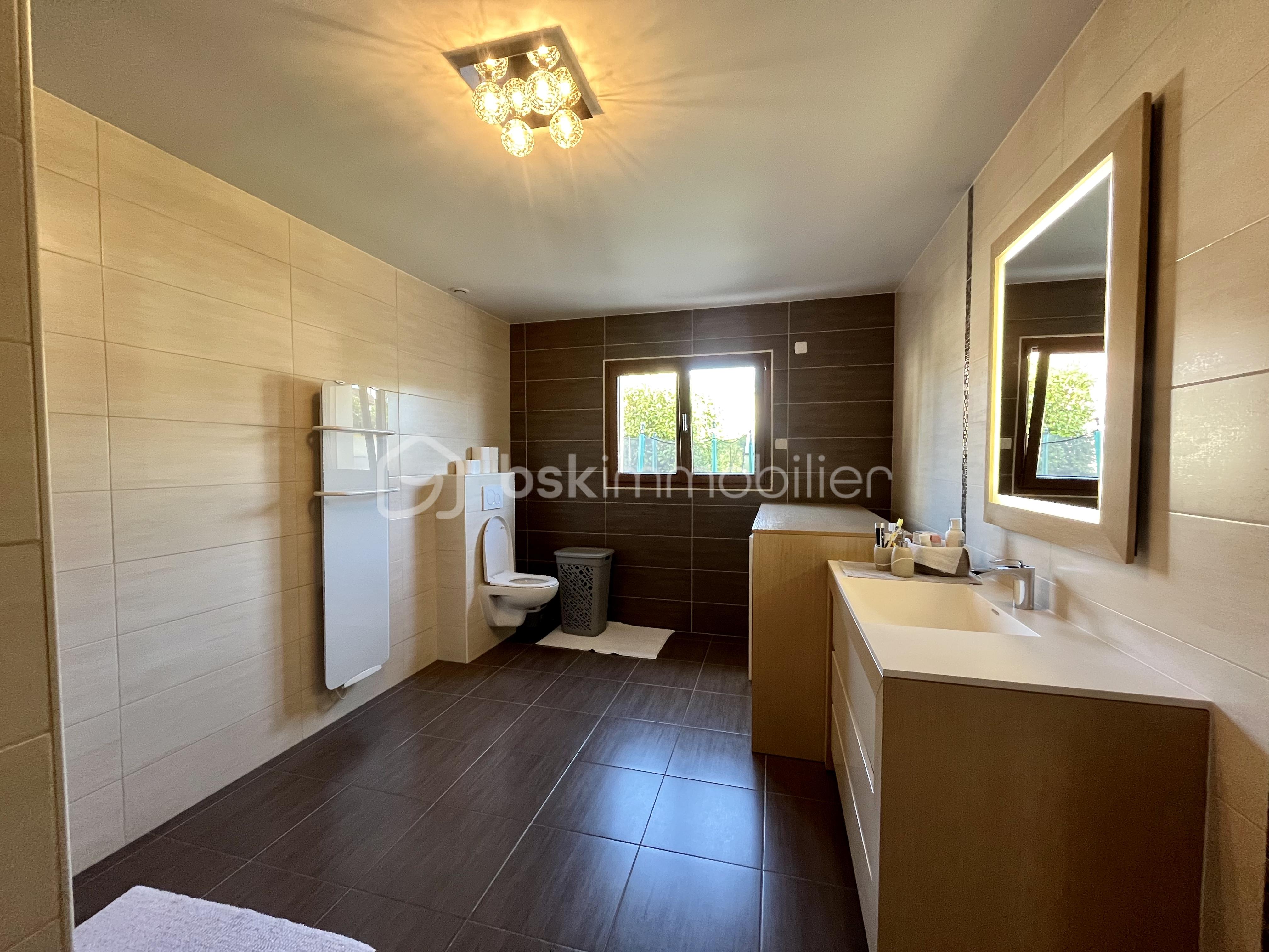 Maison contemporaine de 144 m² - tempImage8d4q1Y.png