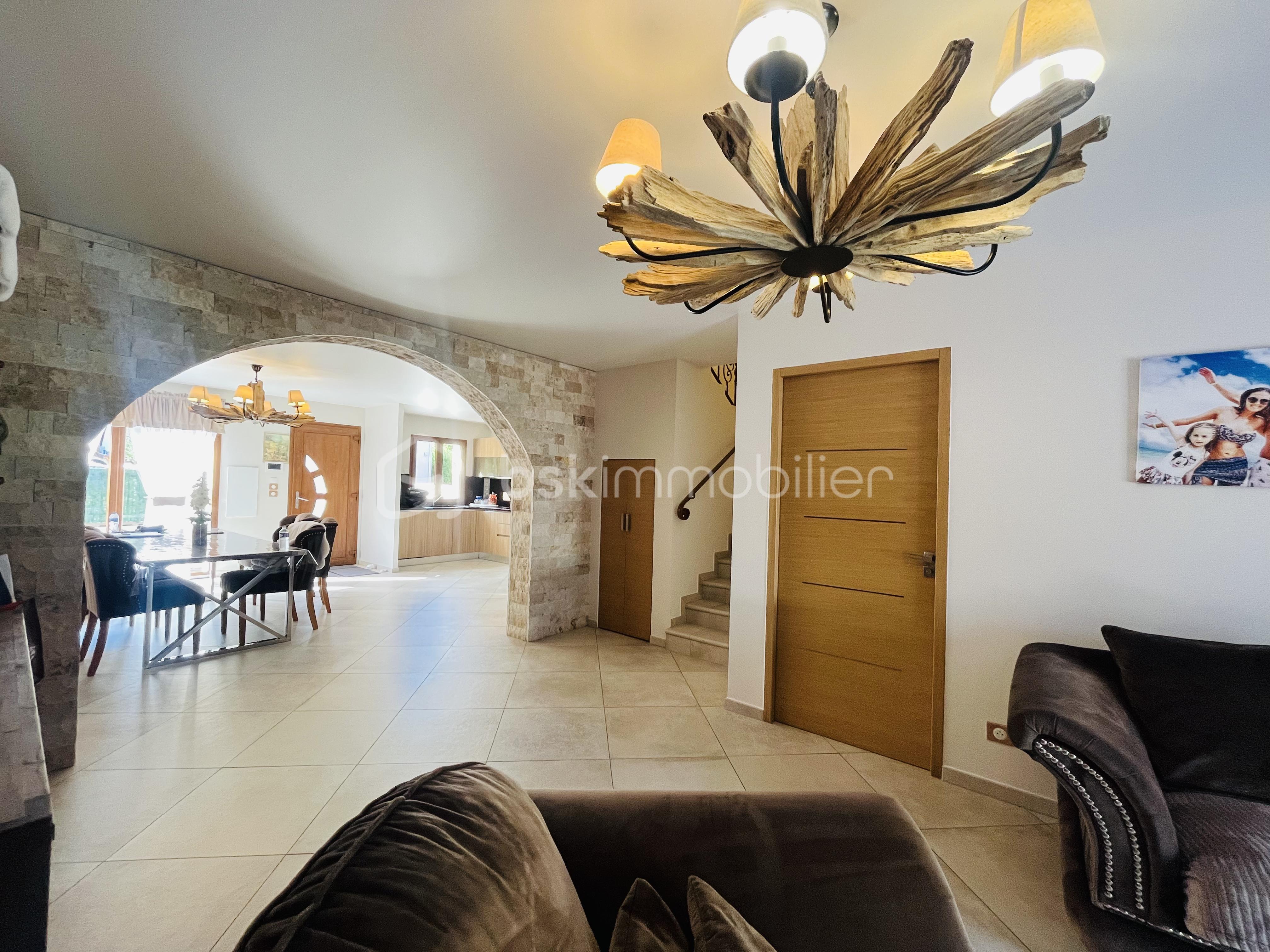 Maison contemporaine de 144 m² - tempImageXS17on.png