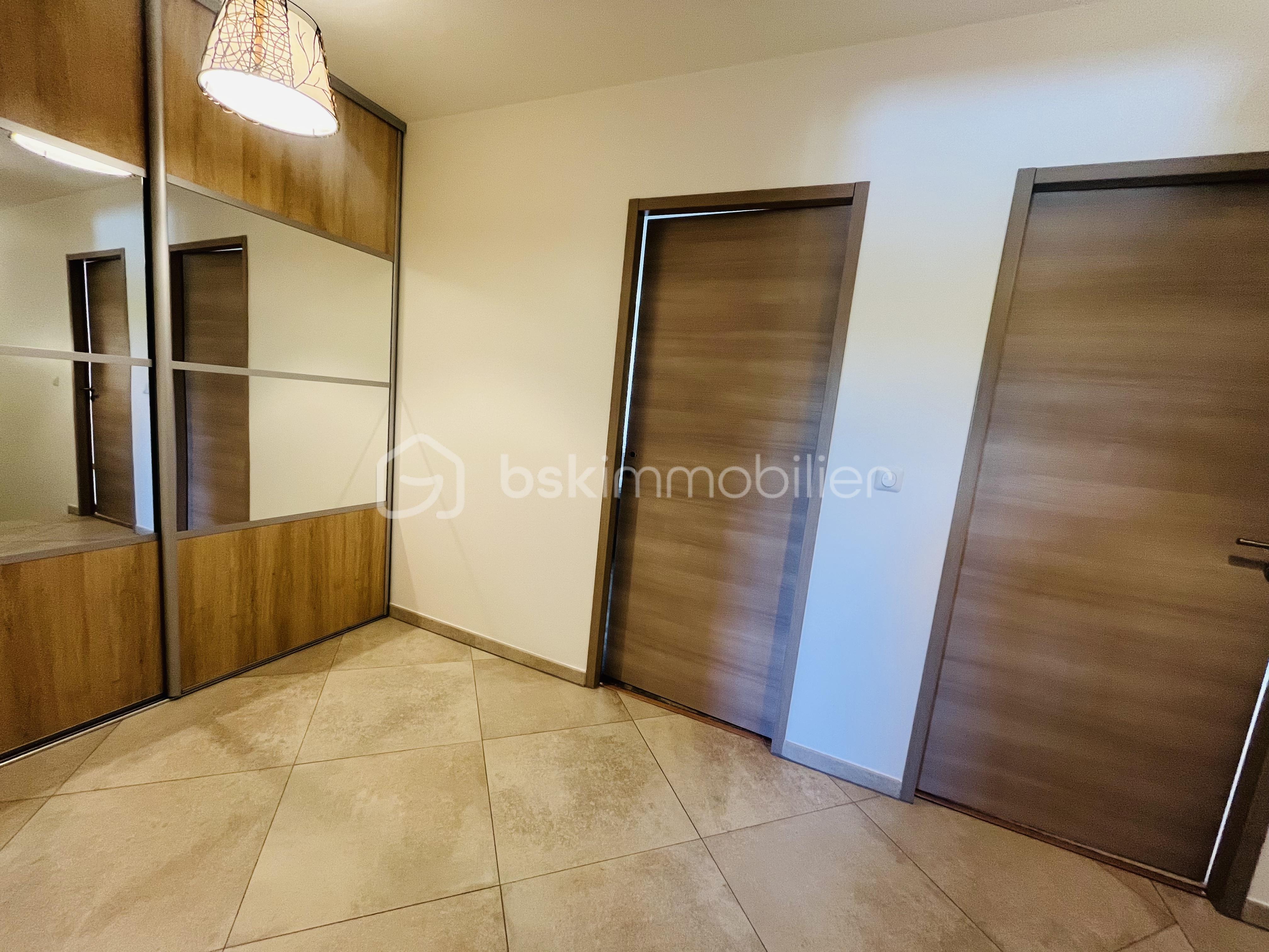 Maison contemporaine de 144 m² - tempImagesUHSyg.png