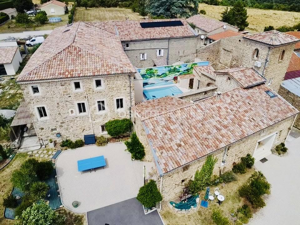 Corps de ferme de 350 m² - 2542476939562013171.jpeg