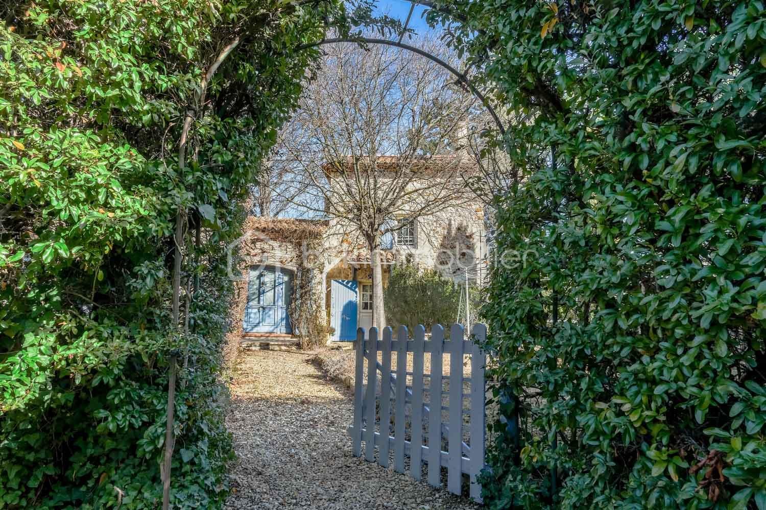 entree_jardin_gite.jpg