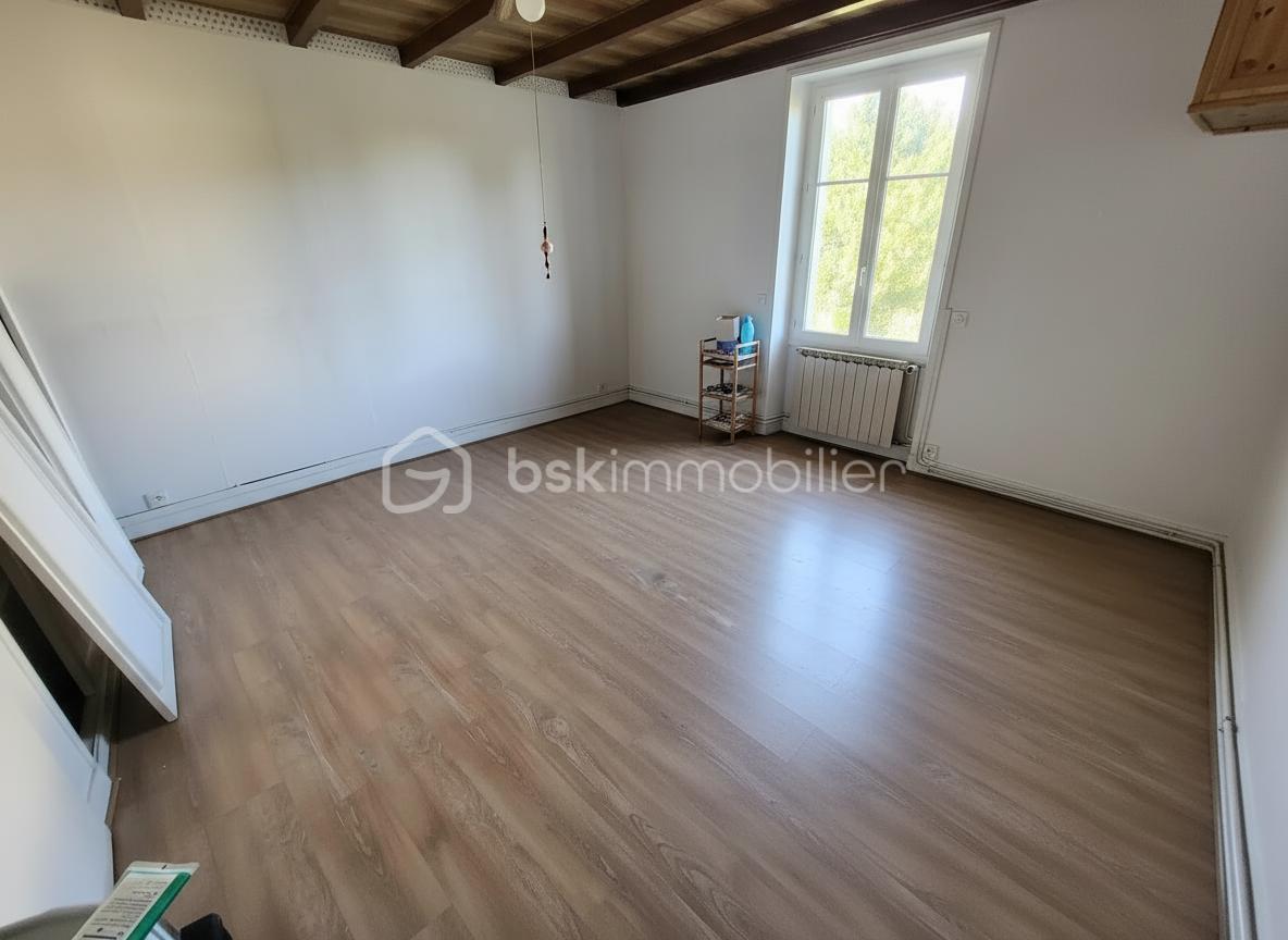 Maison de 93 m² - generated_2025-11-09T10_47_07.769.jpg