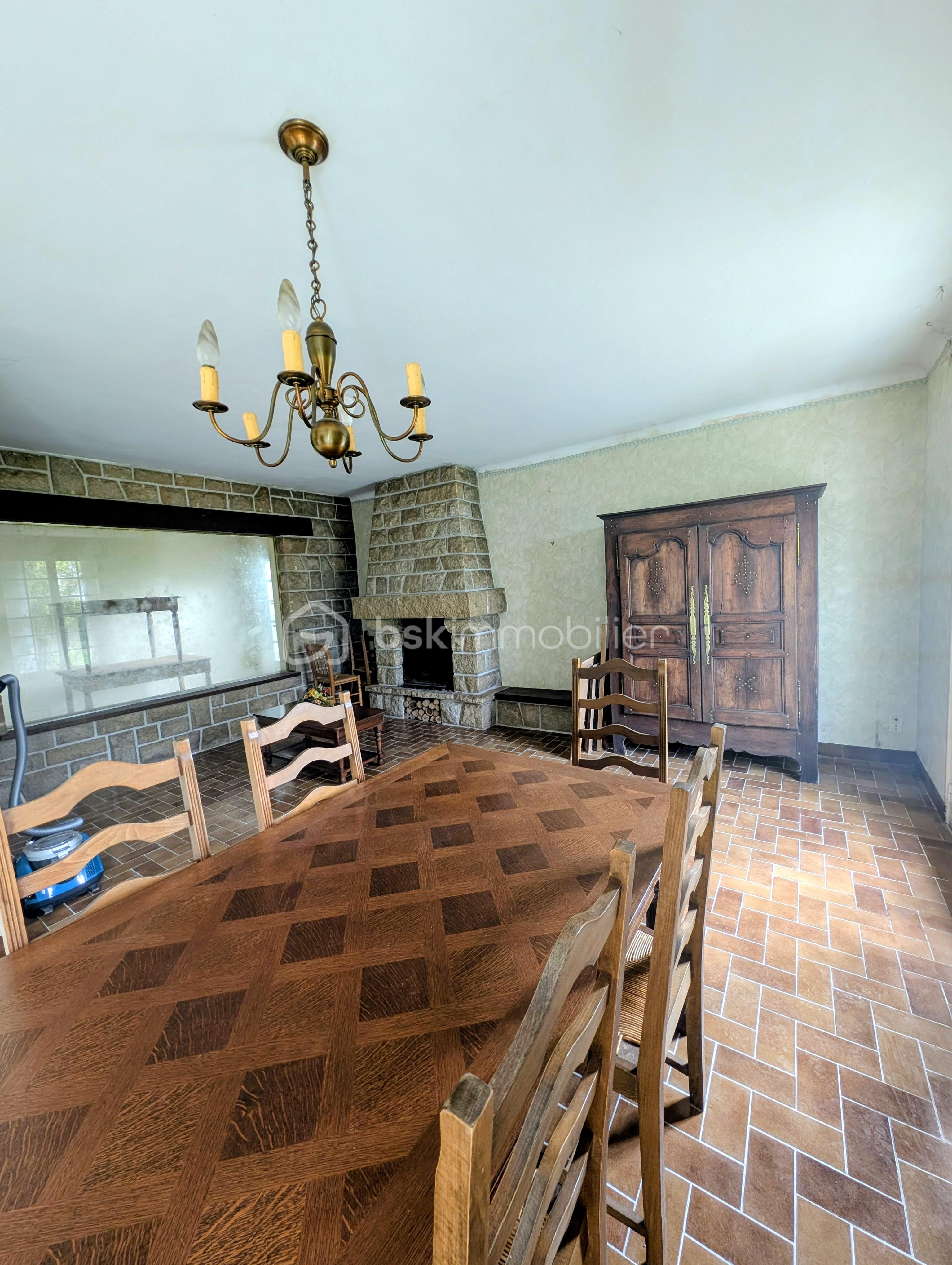 Maison de 101 m² - yA1iCTFbPNp5D0CYoBDss1CUBpZV0IRwurdGkNIj.jpg