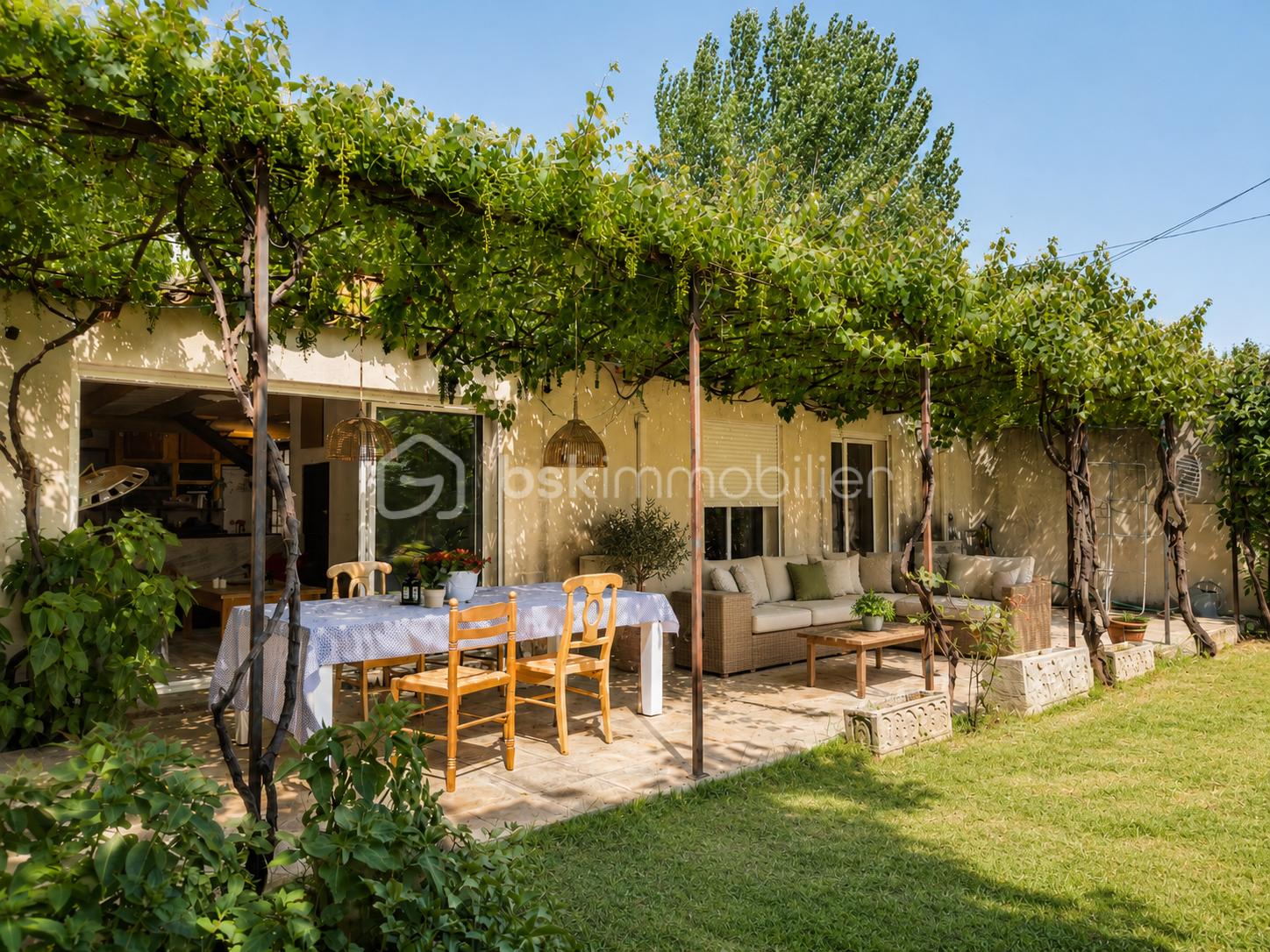 Maison 8 pièces 155 m² · à Avignon · 155 m² · 295 000 €