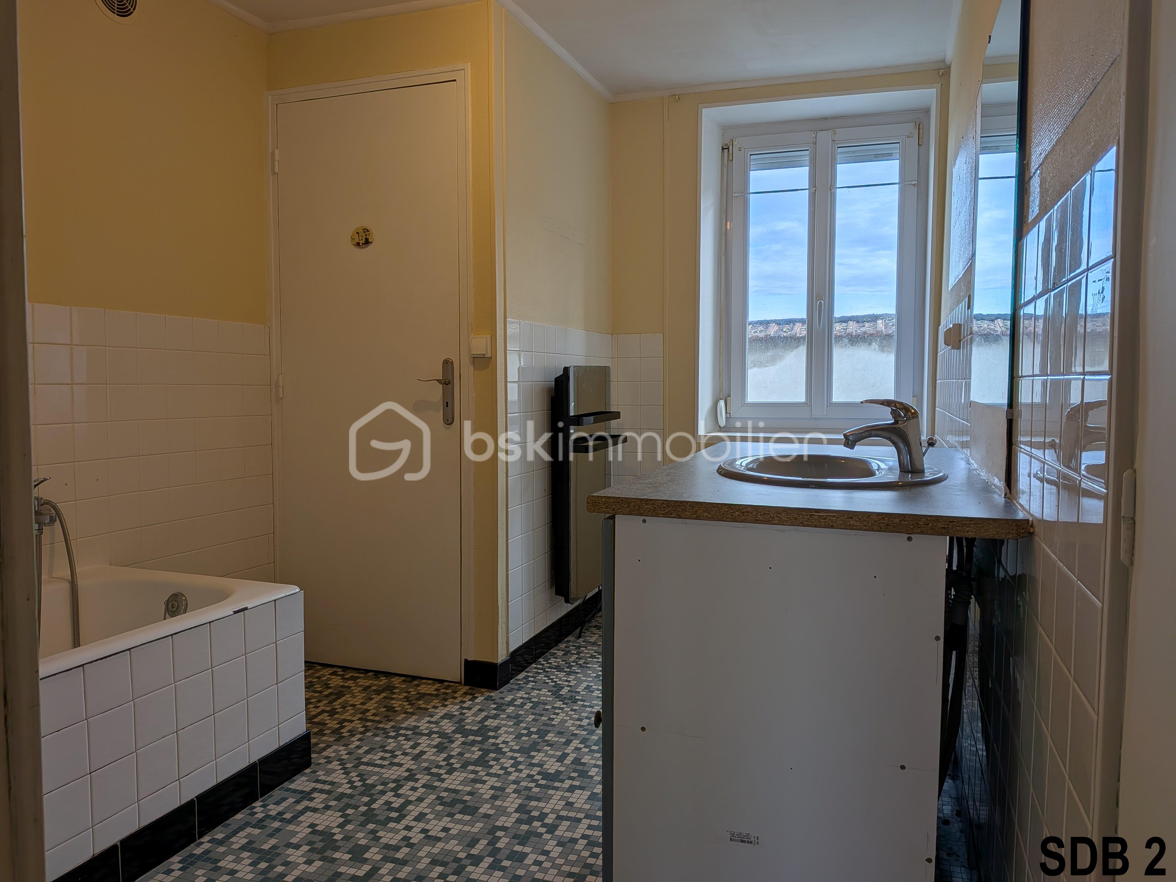 Maison de village de 60,40 m² - SDB 2.jpg