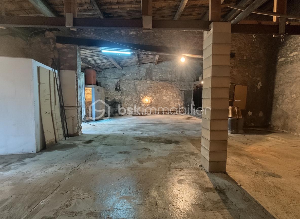 Exploitation viticole de 150 m² - generated_2026-02-05T09_24_08.950.jpg