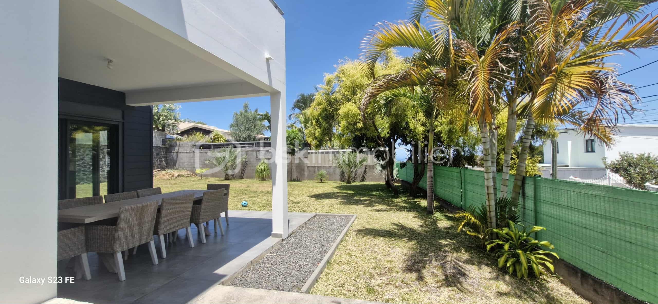 Maison de 113 m² - a9e85942-1805-4632-a78c-24d6f38da1c3.jpg