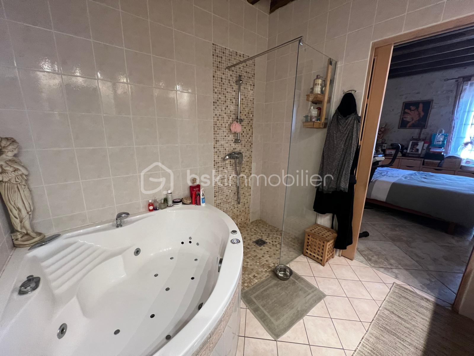 Maison de 176 m² - IMG-20250915-WA0065.jpg