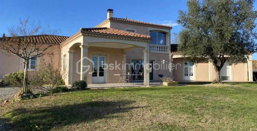 Villa de 184 m² - facade.jpg