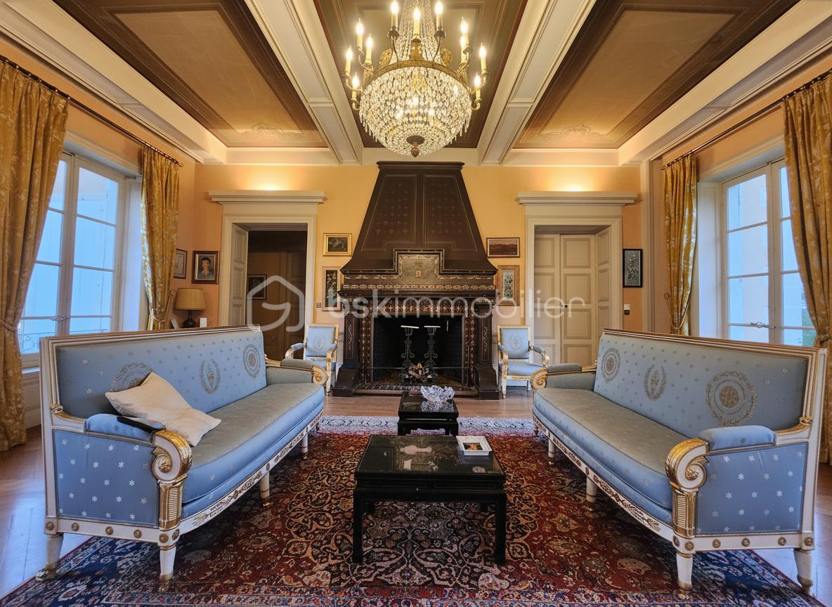 Chateau de 632 m² - generated_2026-01-22T10_01_32.910.jpg