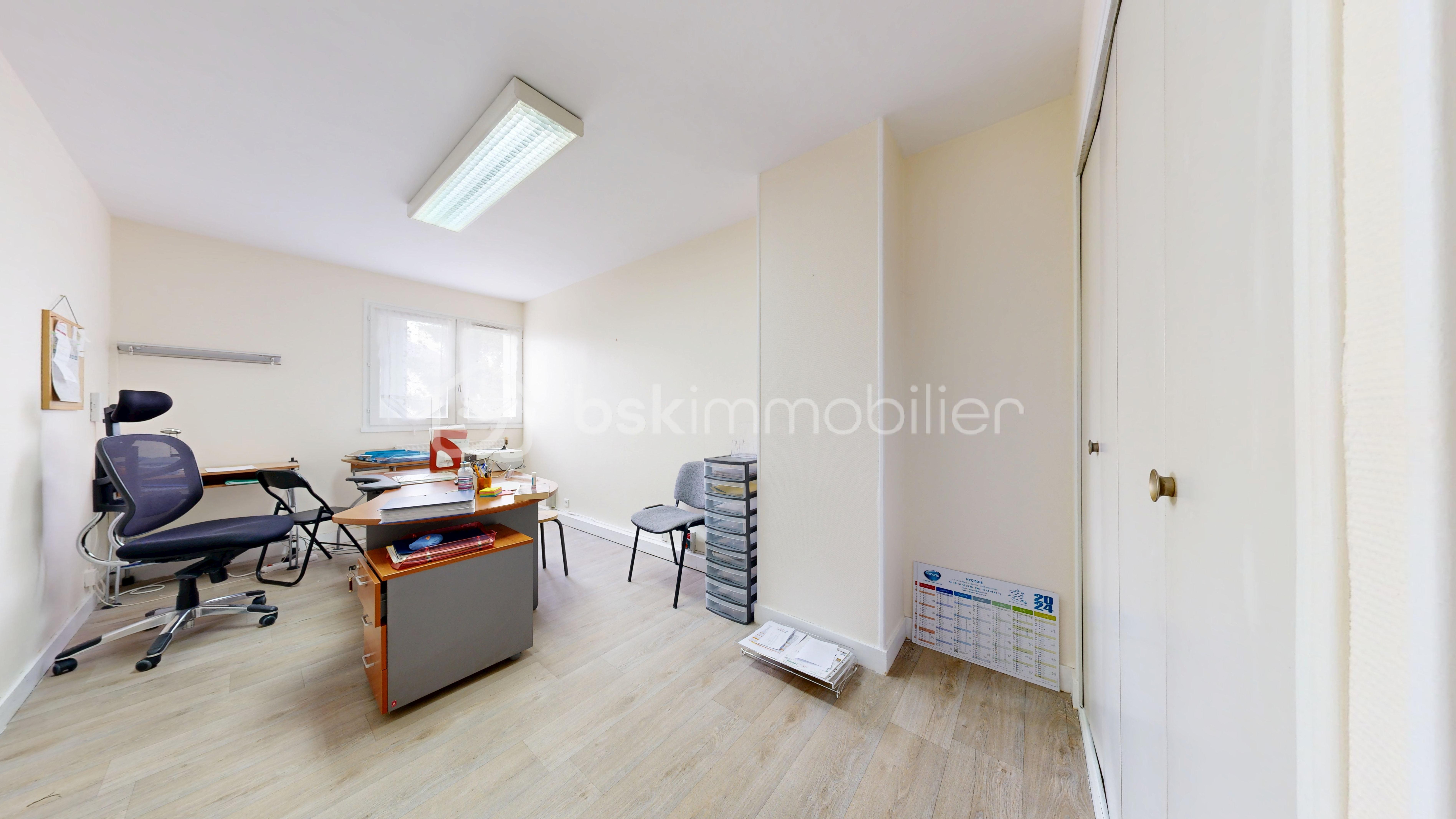 Appartement de 100 m² - Rue-Des-Palmiers-05262025_165626.jpg