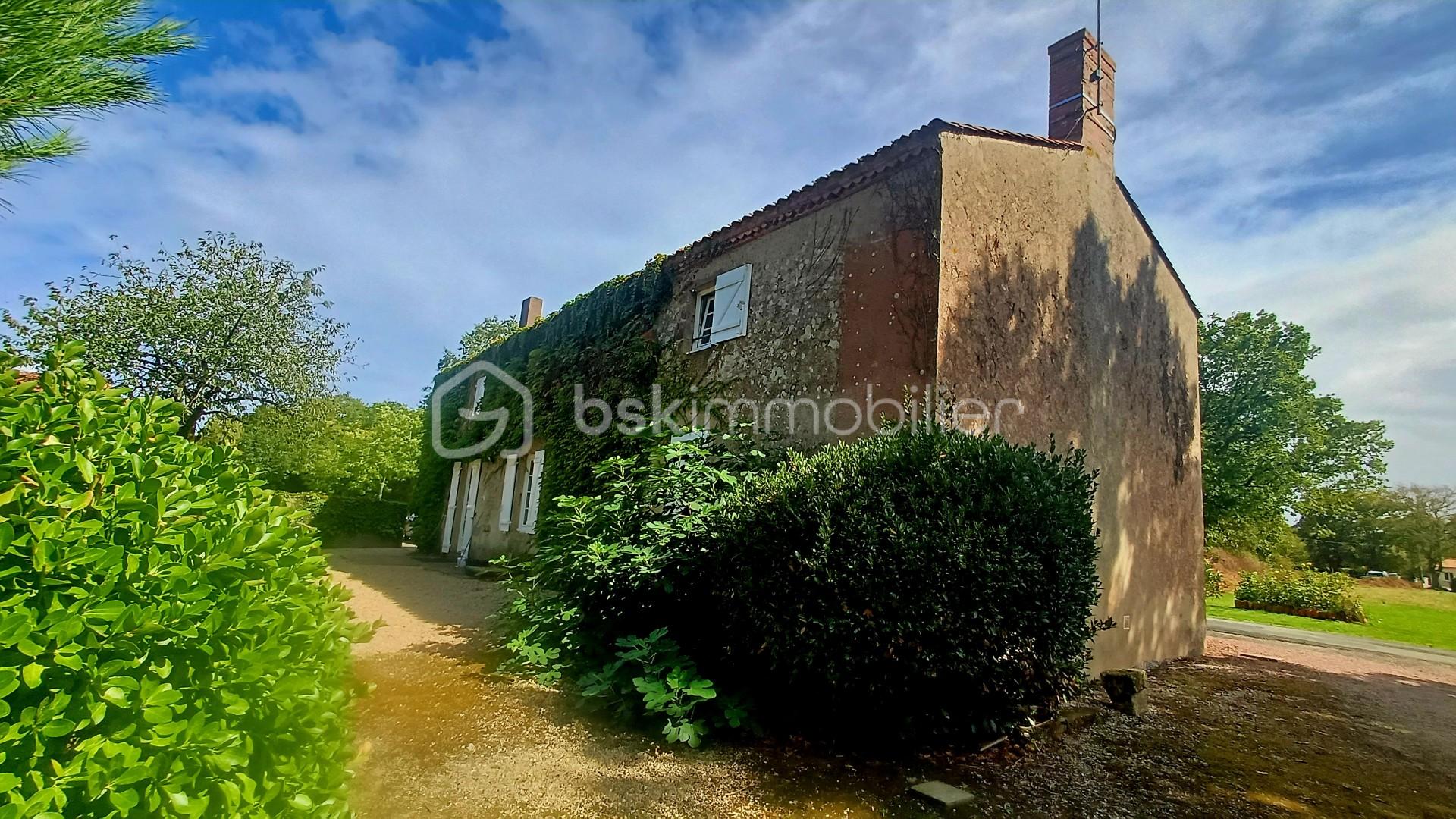 Maison de 200 m² - thumbnail_20250912_152128.jpg