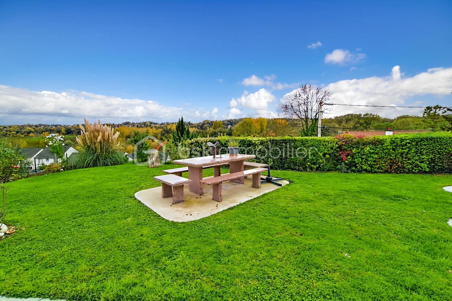Maison de 180 m² - vue devant.jpg