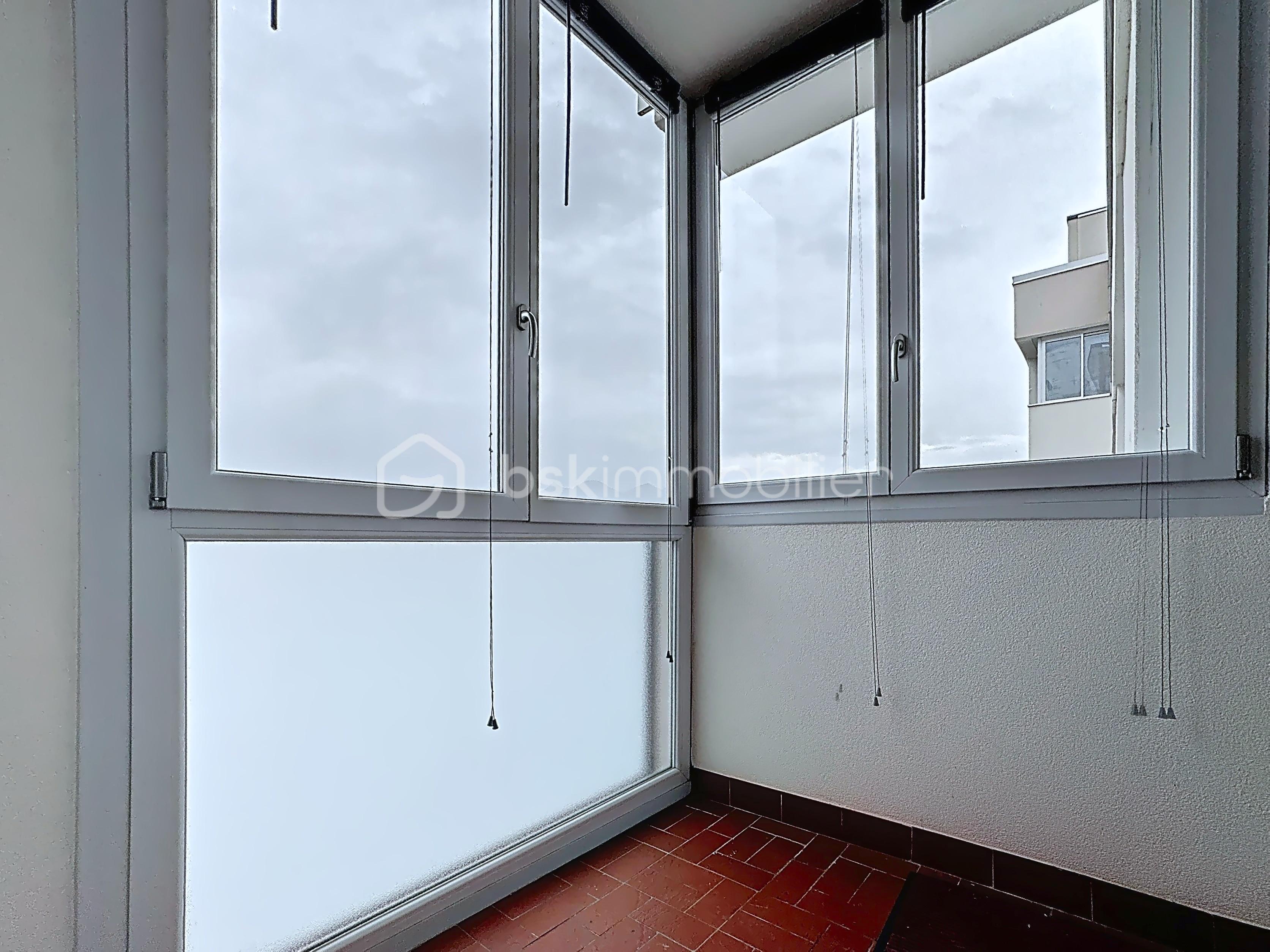 Appartement de 77 m² - téléchargement (8).png