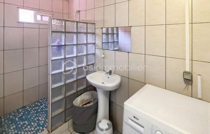 photo salle d'eau F8.jpg