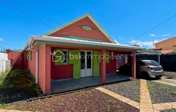 photo maison F8 façade.jpg