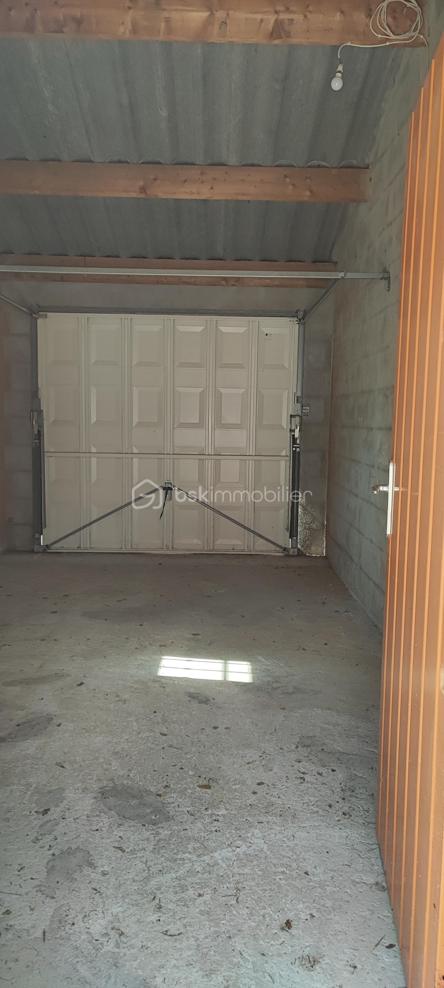 Immeuble de 85 m² - zerr garage.jpg