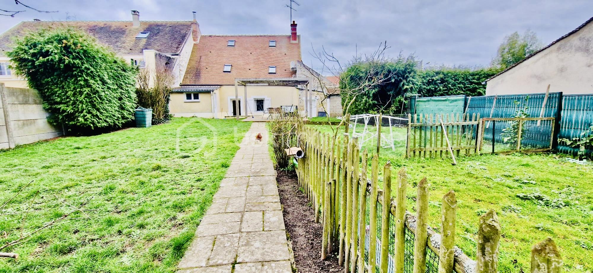 Maison de 105 m² - ac695382-1dd9-4368-b87d-2fa46aa9a72f.jpg