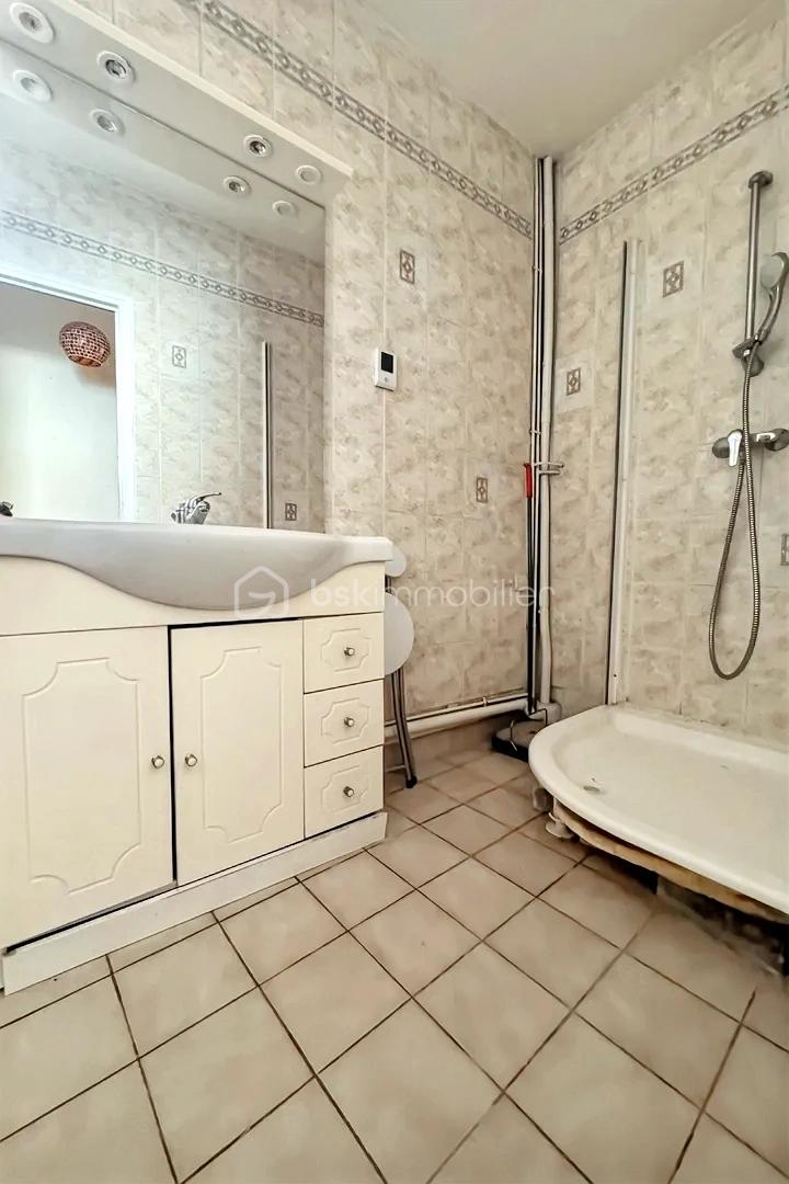 Appartement de 54 m² - hoqi-c64710f9050d422cb419d813b98f96bd.JPG