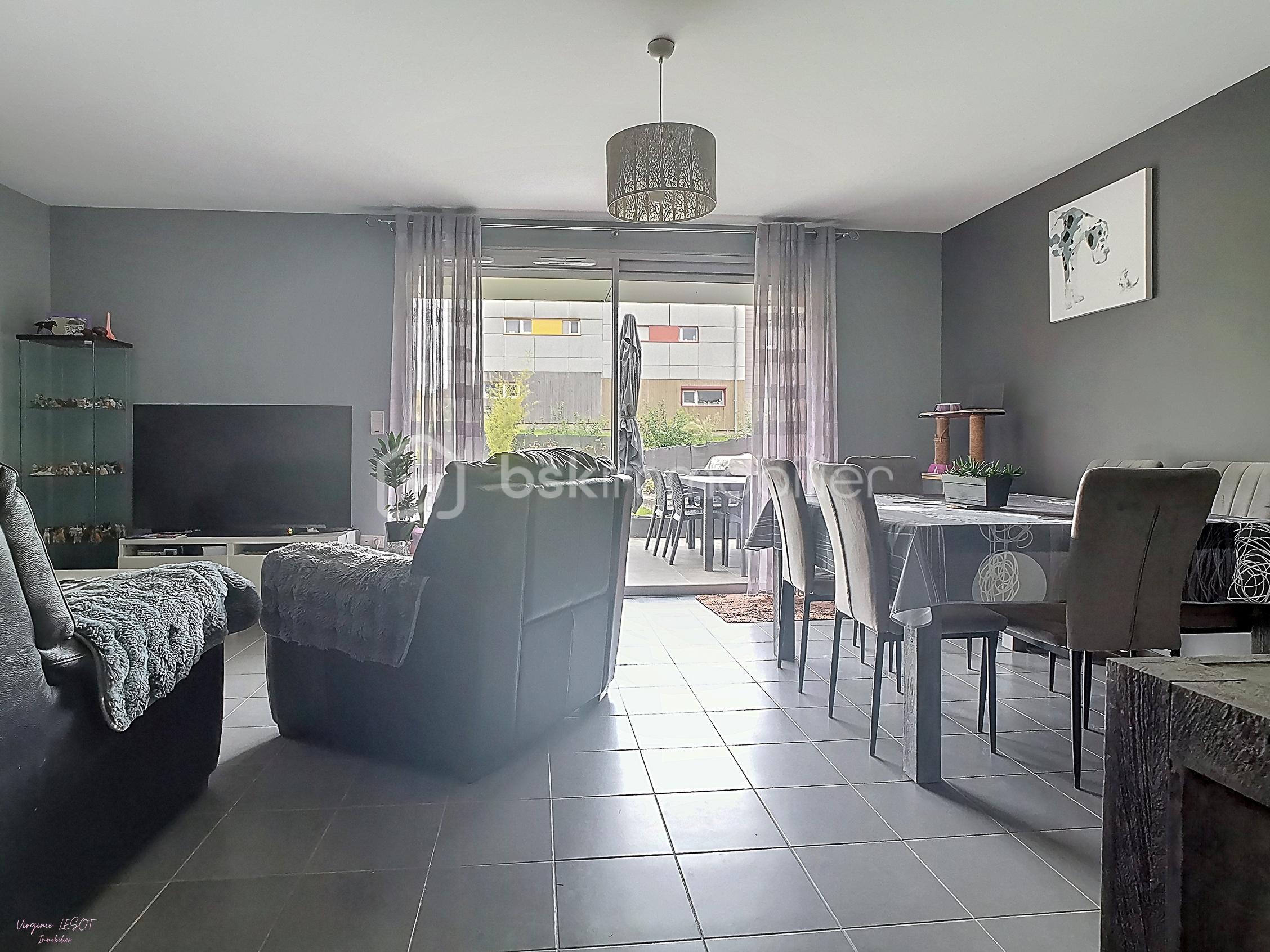 Maison de 82 m² - SALON.jpg