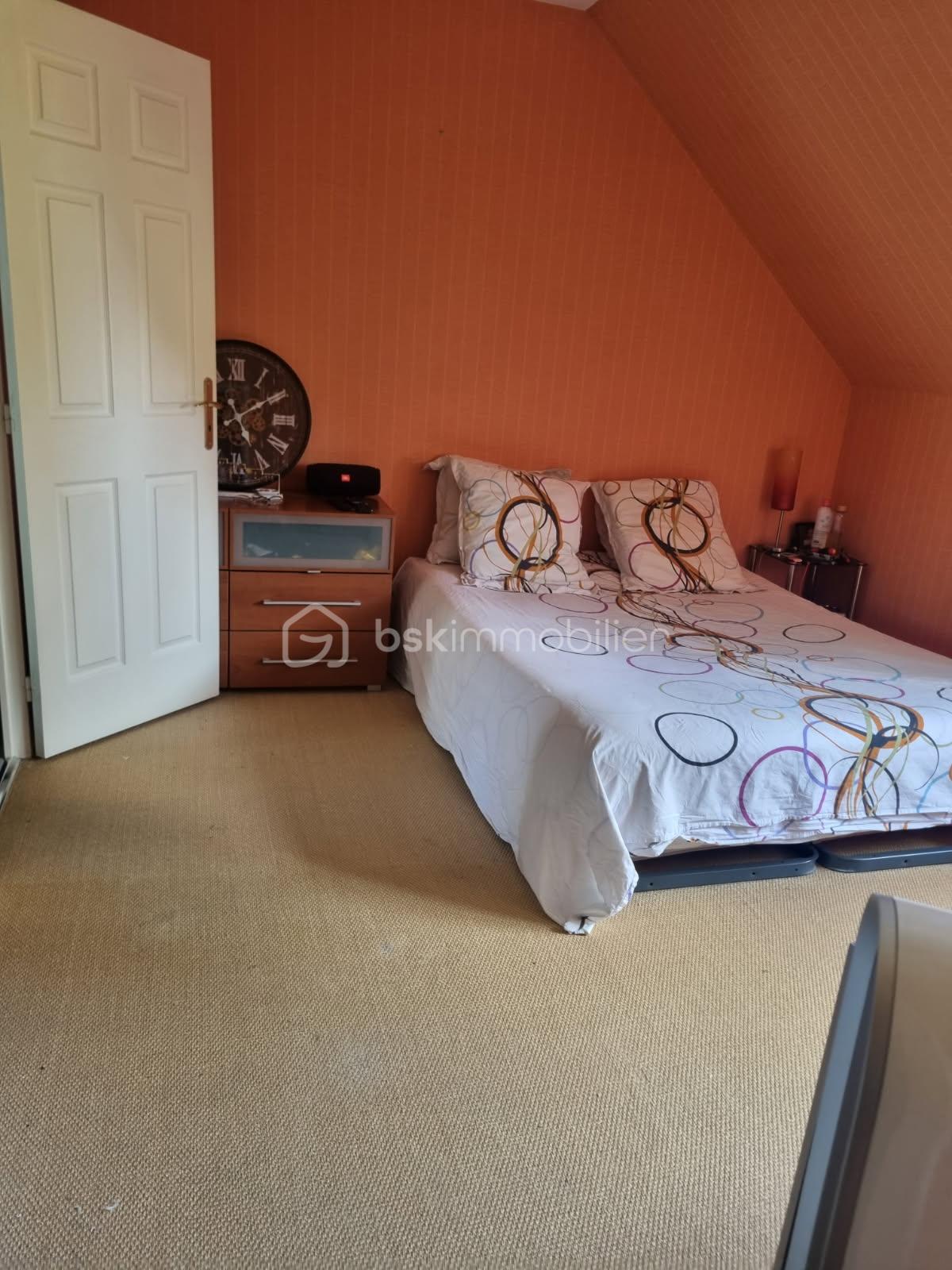 Maison contemporaine de 150 m² - 1970055908103869021.jpg