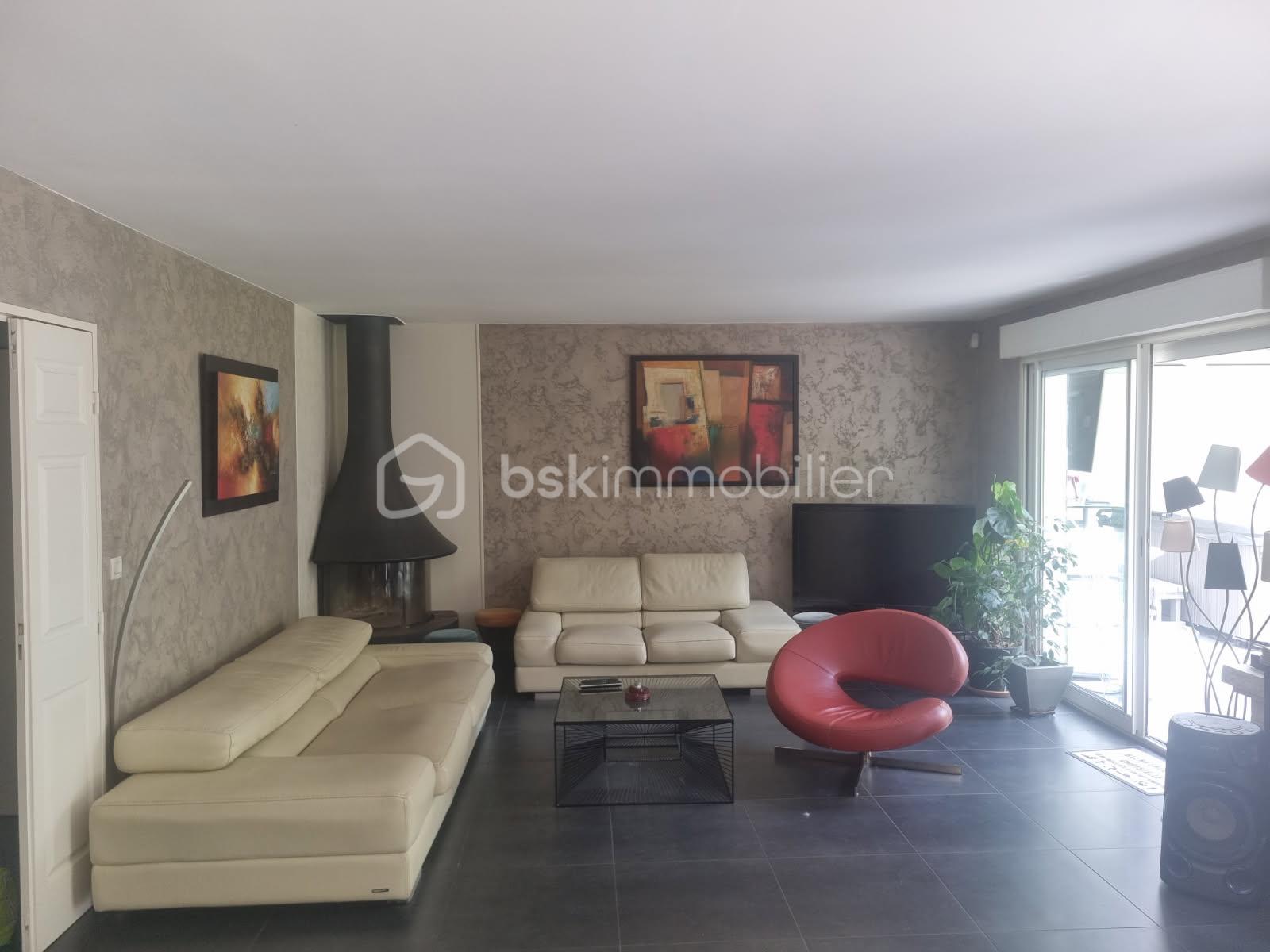 Maison contemporaine de 150 m² - 6047496328936774991.jpg