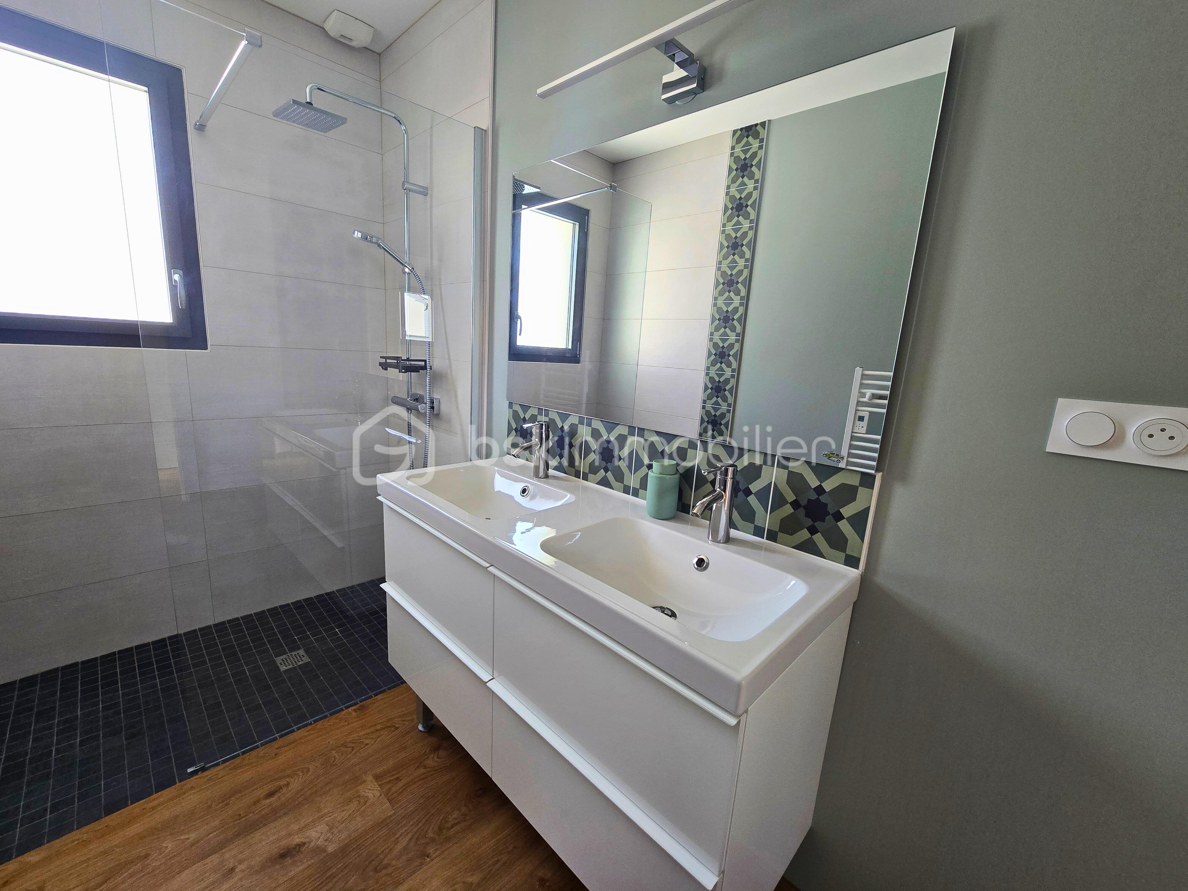 Maison de 121 m² - 38b6bc53-52ad-46cb-a746-092964415c5e.jpg