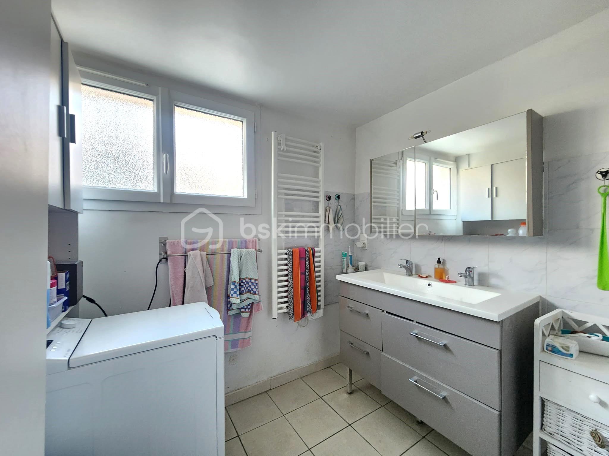 Maison de 182 m² - c1a5fcb1-c498-4ef6-8d3b-87745da0fd56.jpg