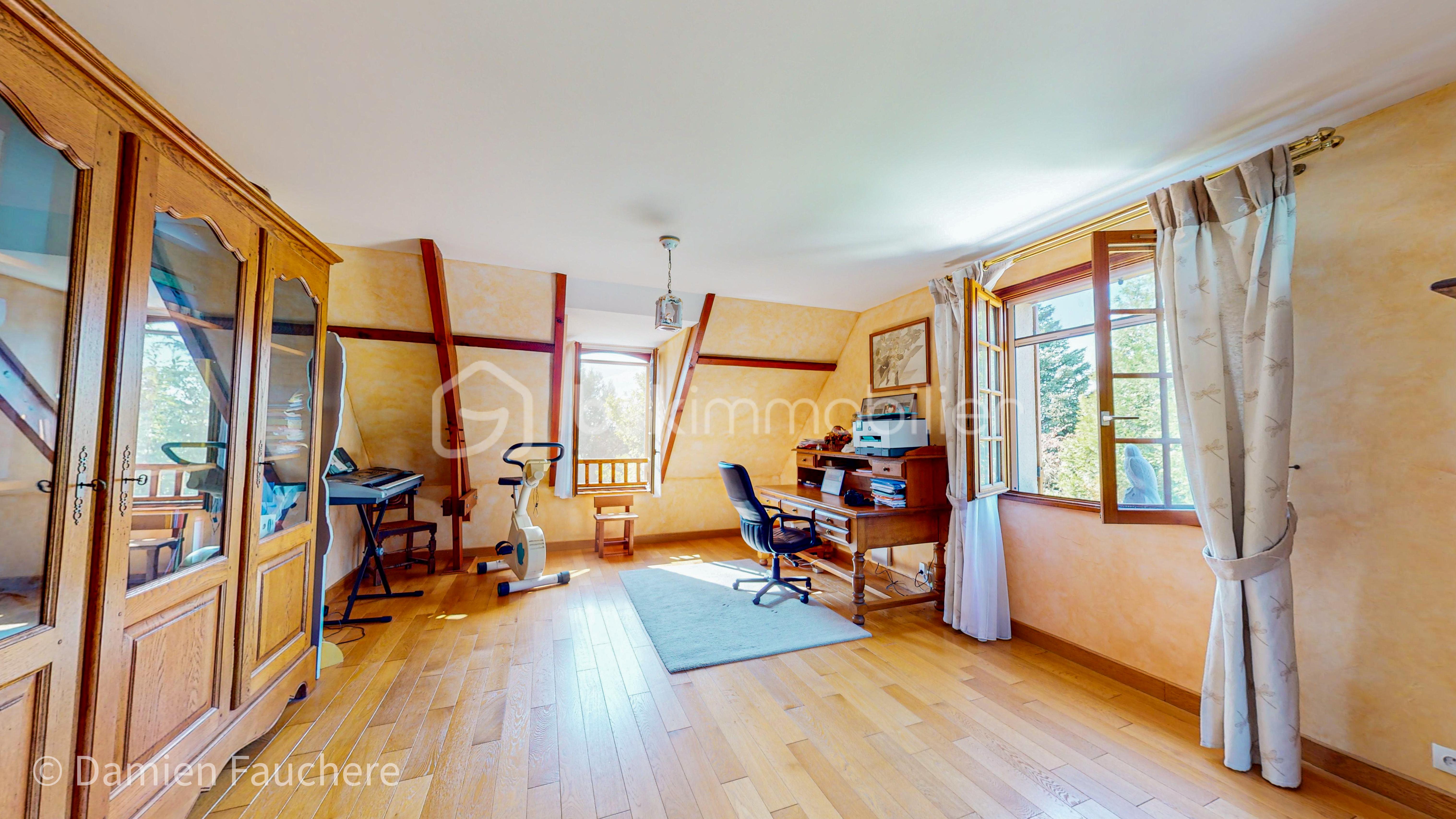 Domaine de 320 m² - 09.23.2024_10.45.30.jpg