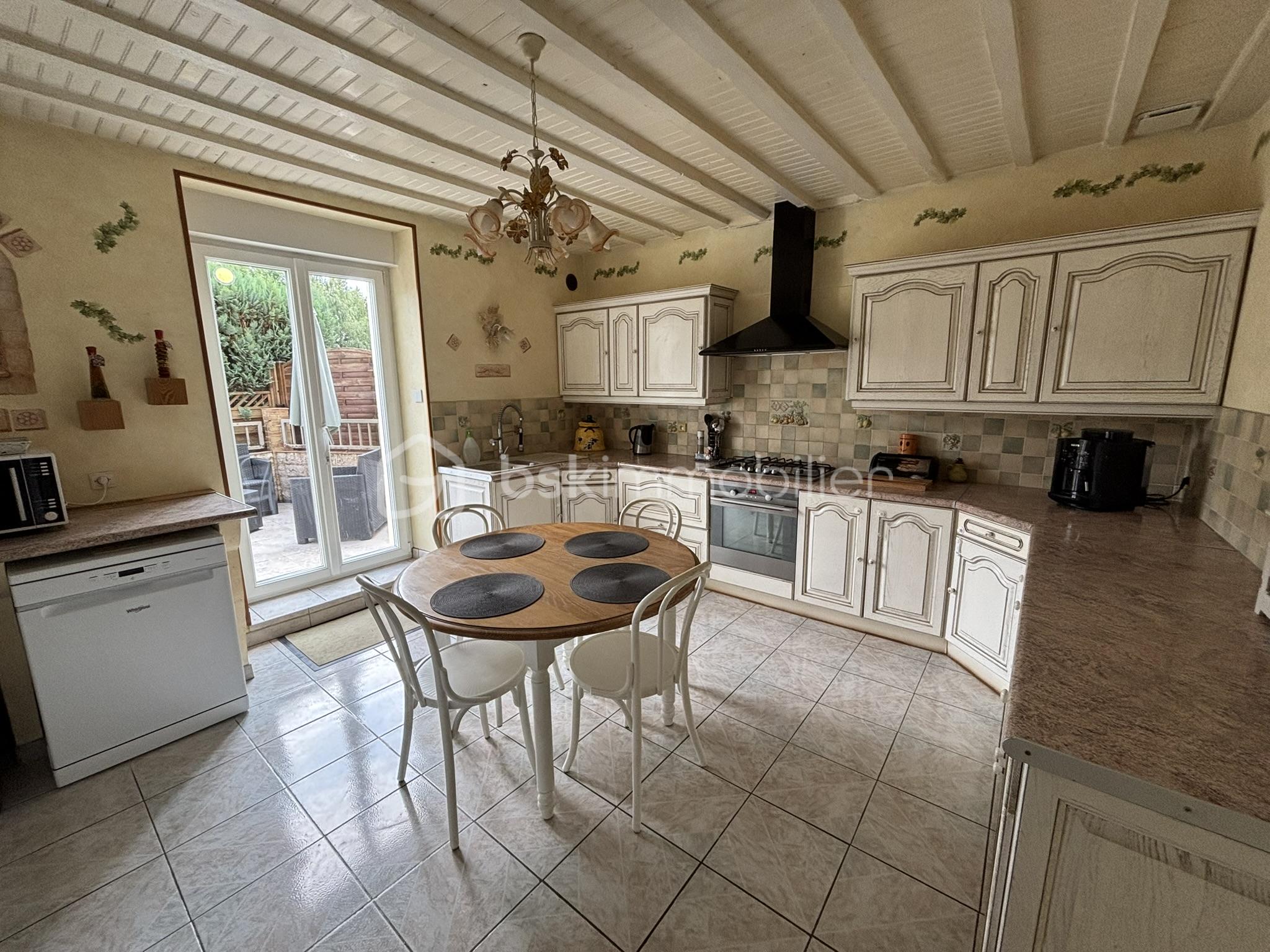 Maison de 200 m² - 1.JPEG