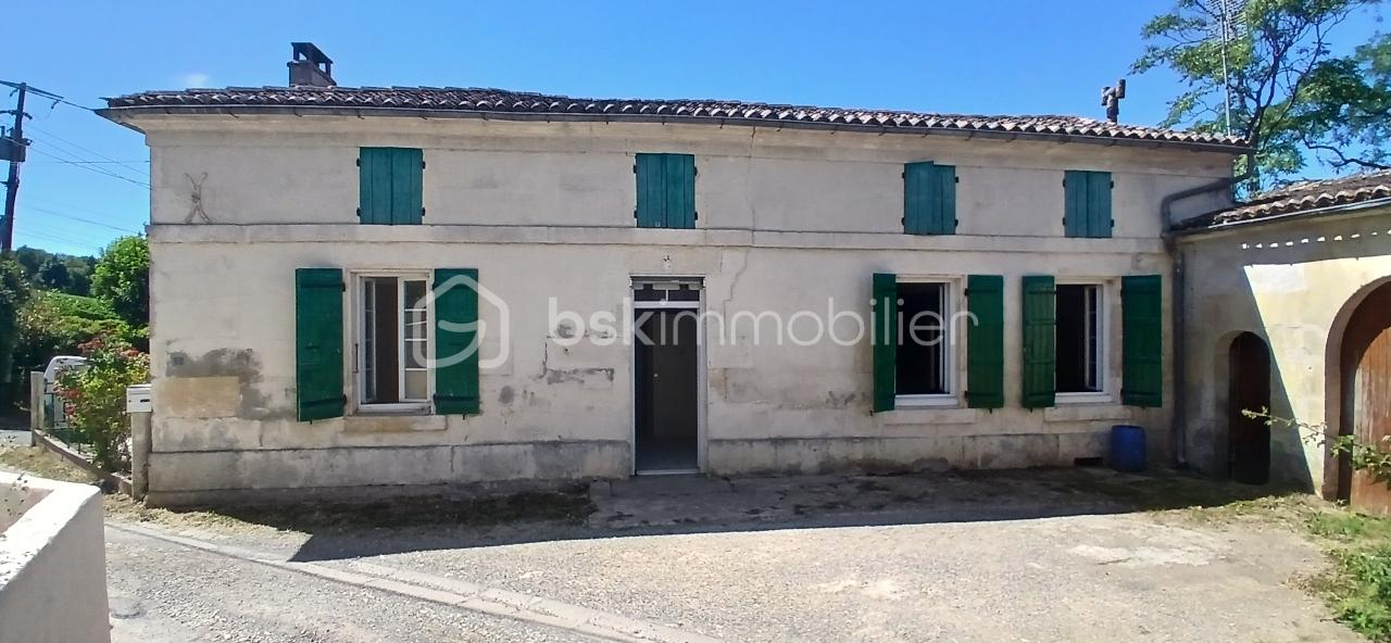 Maison 3 pièces 78 m² · à Burie · 78 m² · 68 000 €