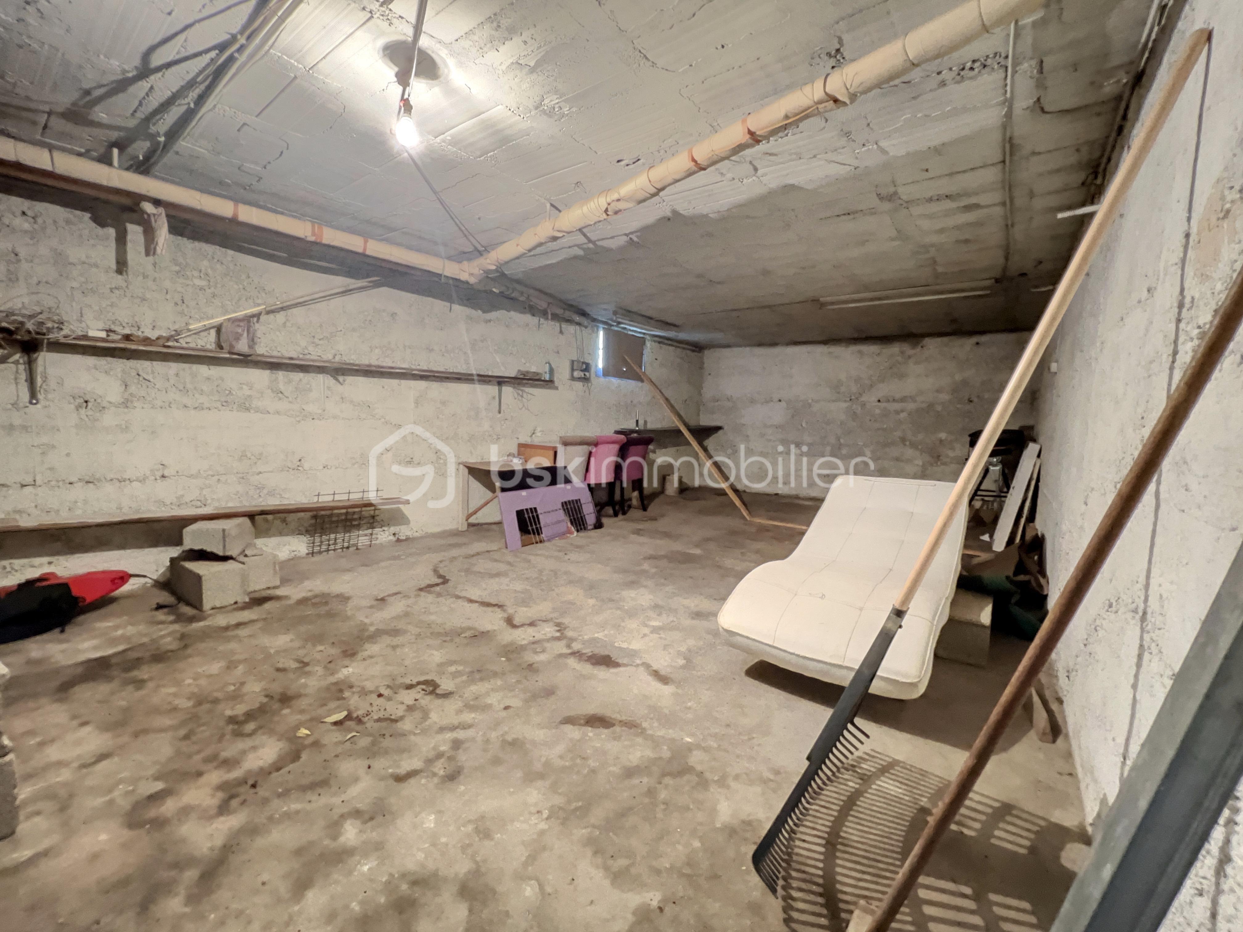 Demeure de 77 m² - 0DD67BAF-2A52-1371-50A4-62719B2D3396.jpg