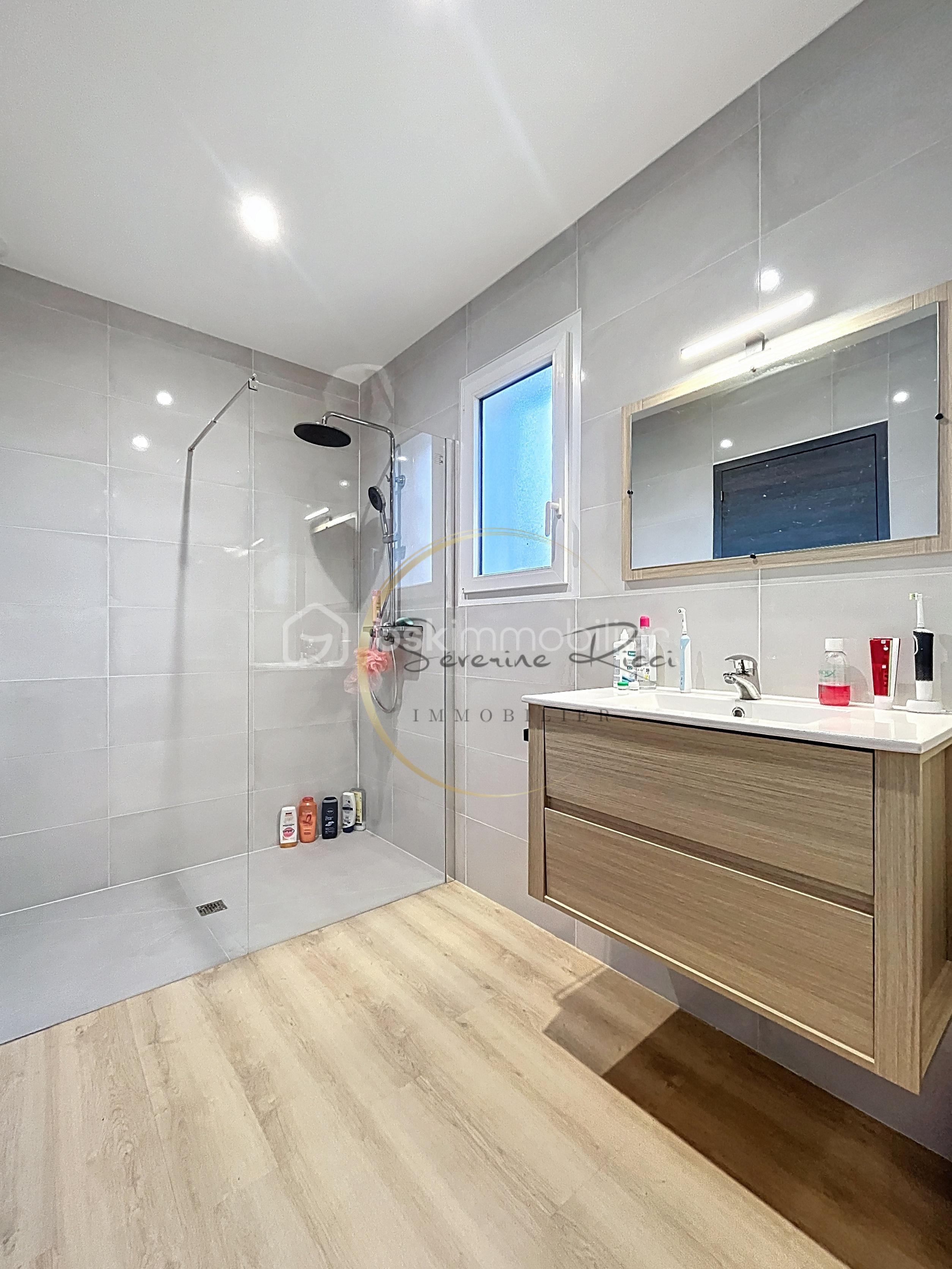 Villa de 181 m² - lucy-sebastien_00001 (2).jpg