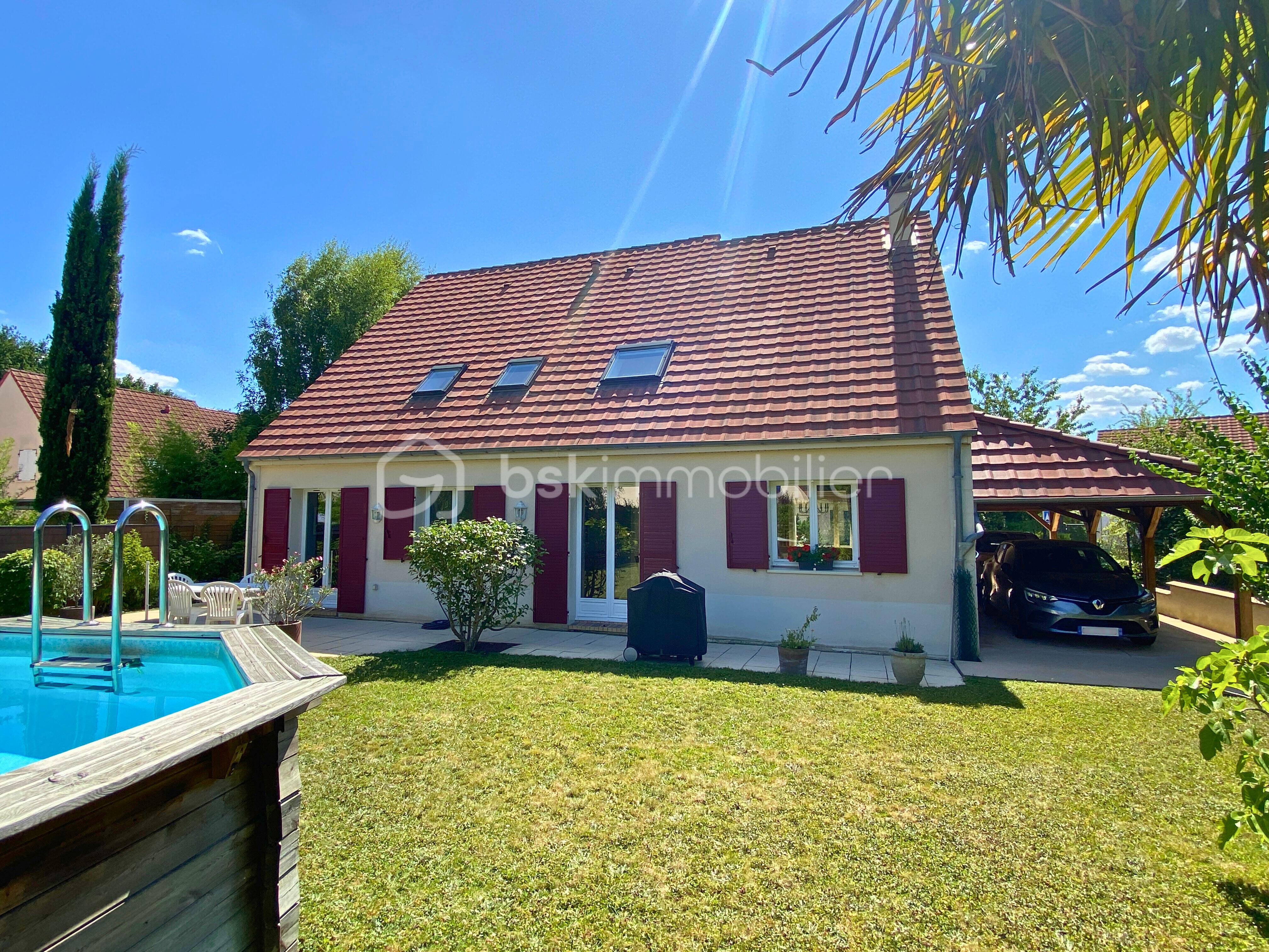 Maison de 175 m² - 1 avec plaque cachée.jpg