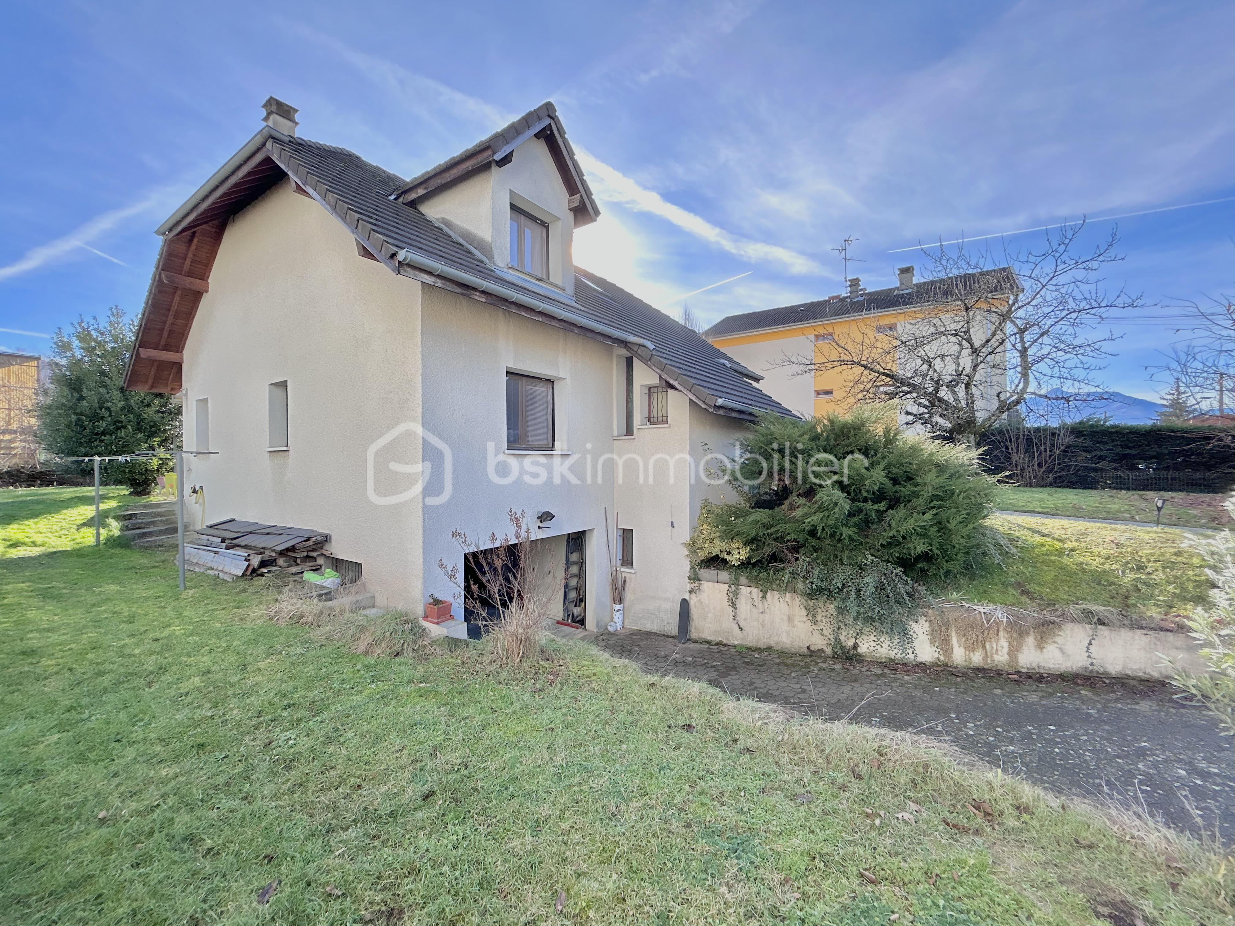 Maison traditionnelle de 160 m² - tempImage5b2LHF.png