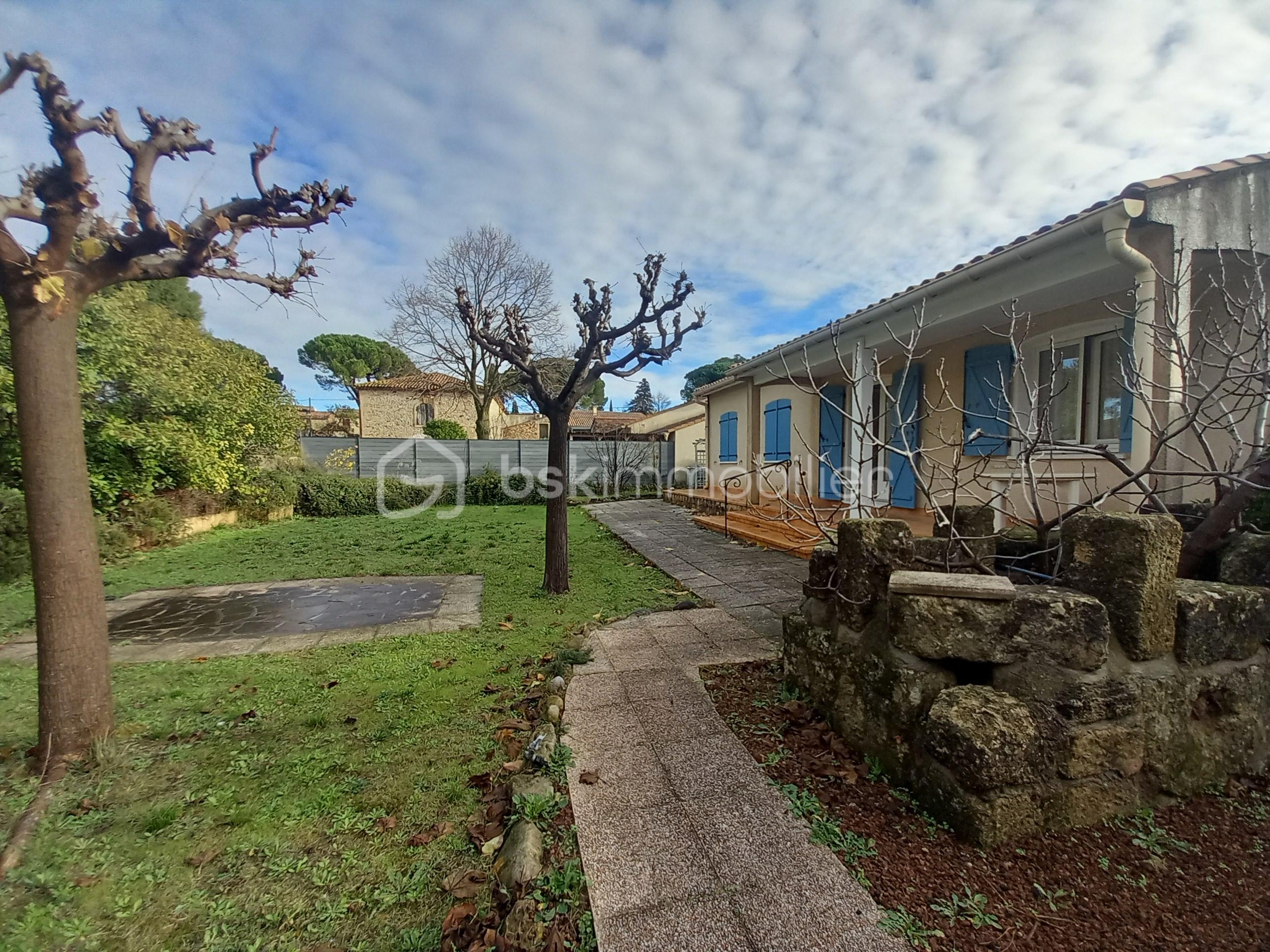 Pavillon de 100 m² - 20251217_105637.jpg