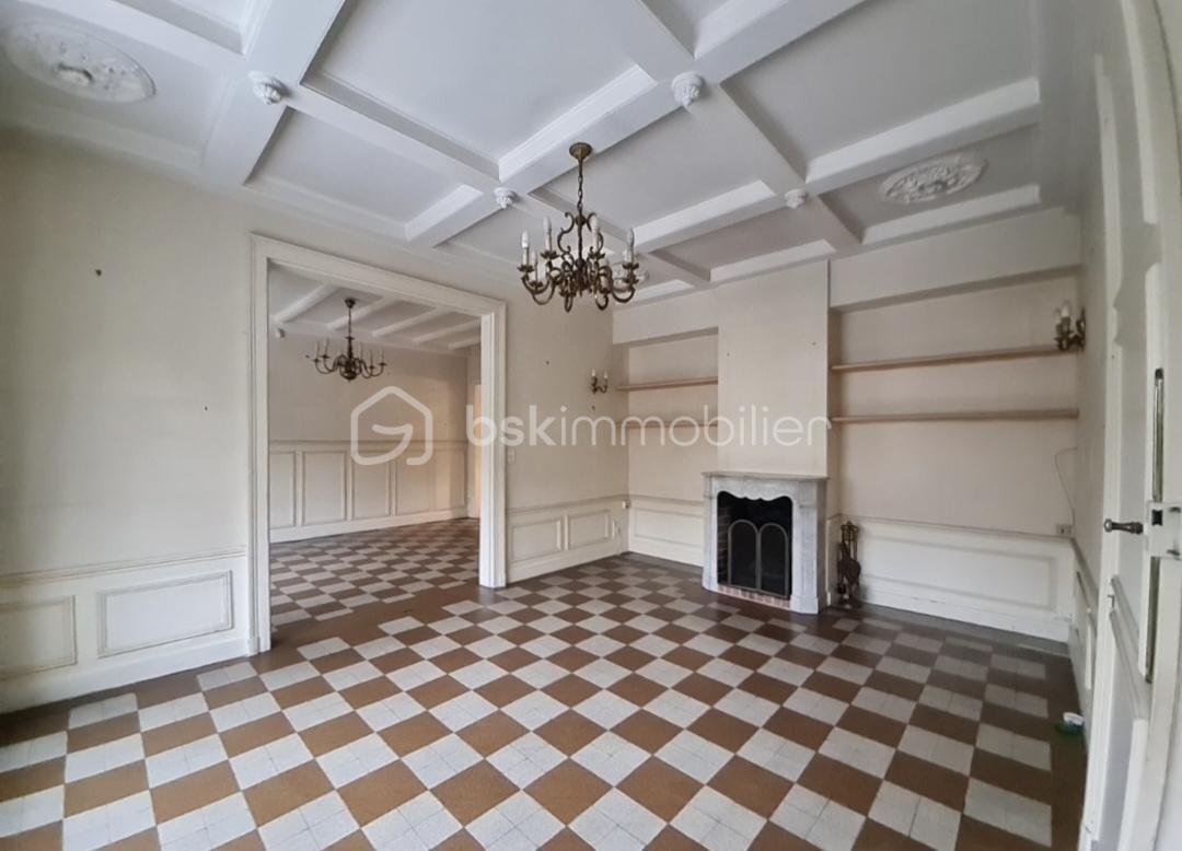 Maison ancienne de 200 m² - photo salle 2.jpg