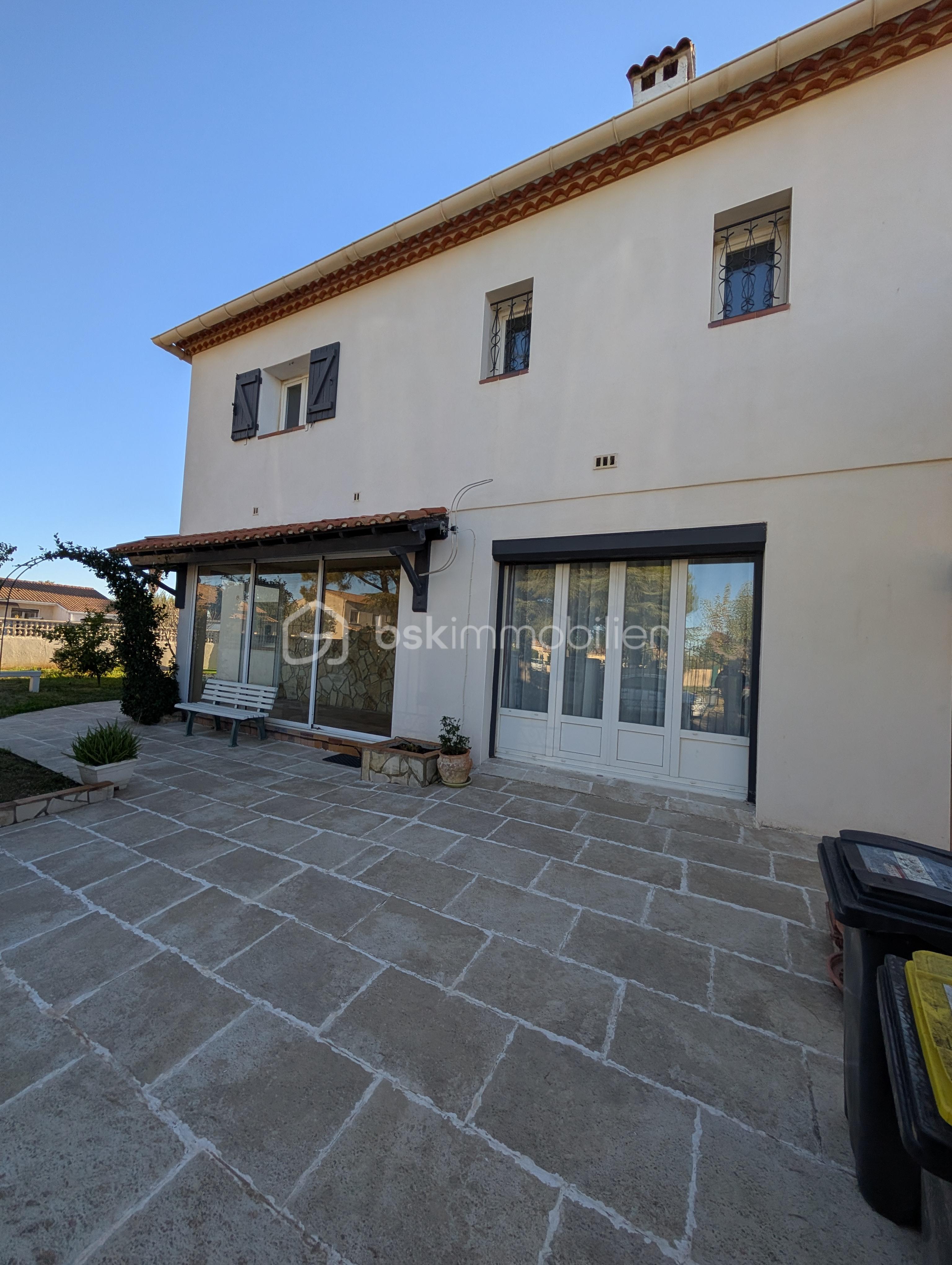 Maison de 100 m² - Façade (2).jpg