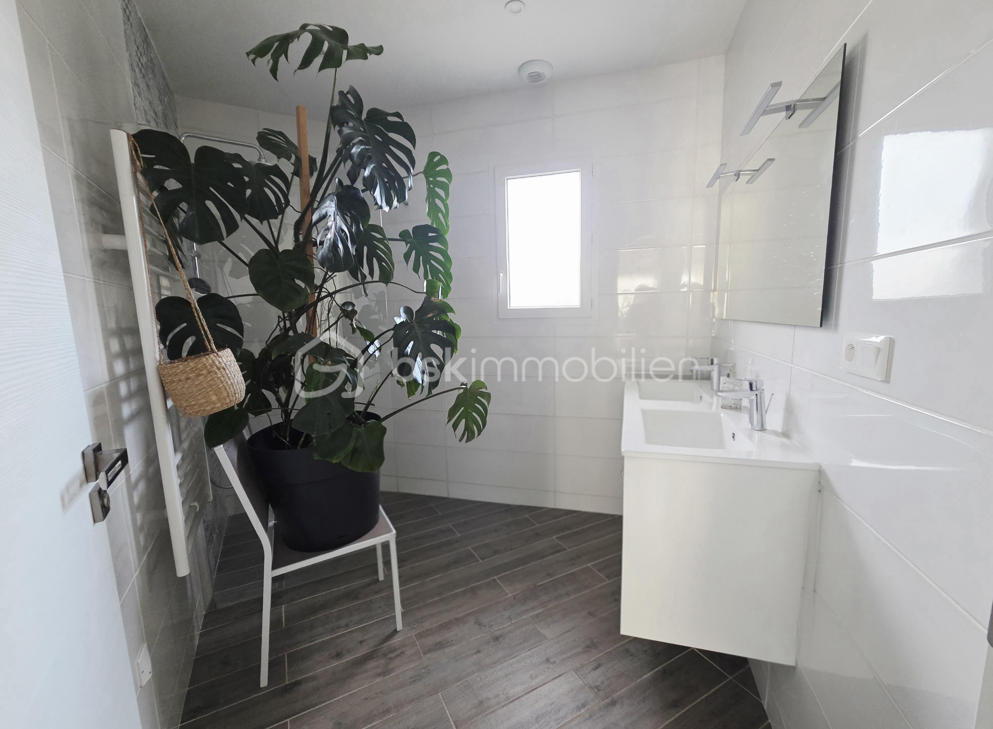 Maison de 99 m² - 20251215_112617(1).jpg